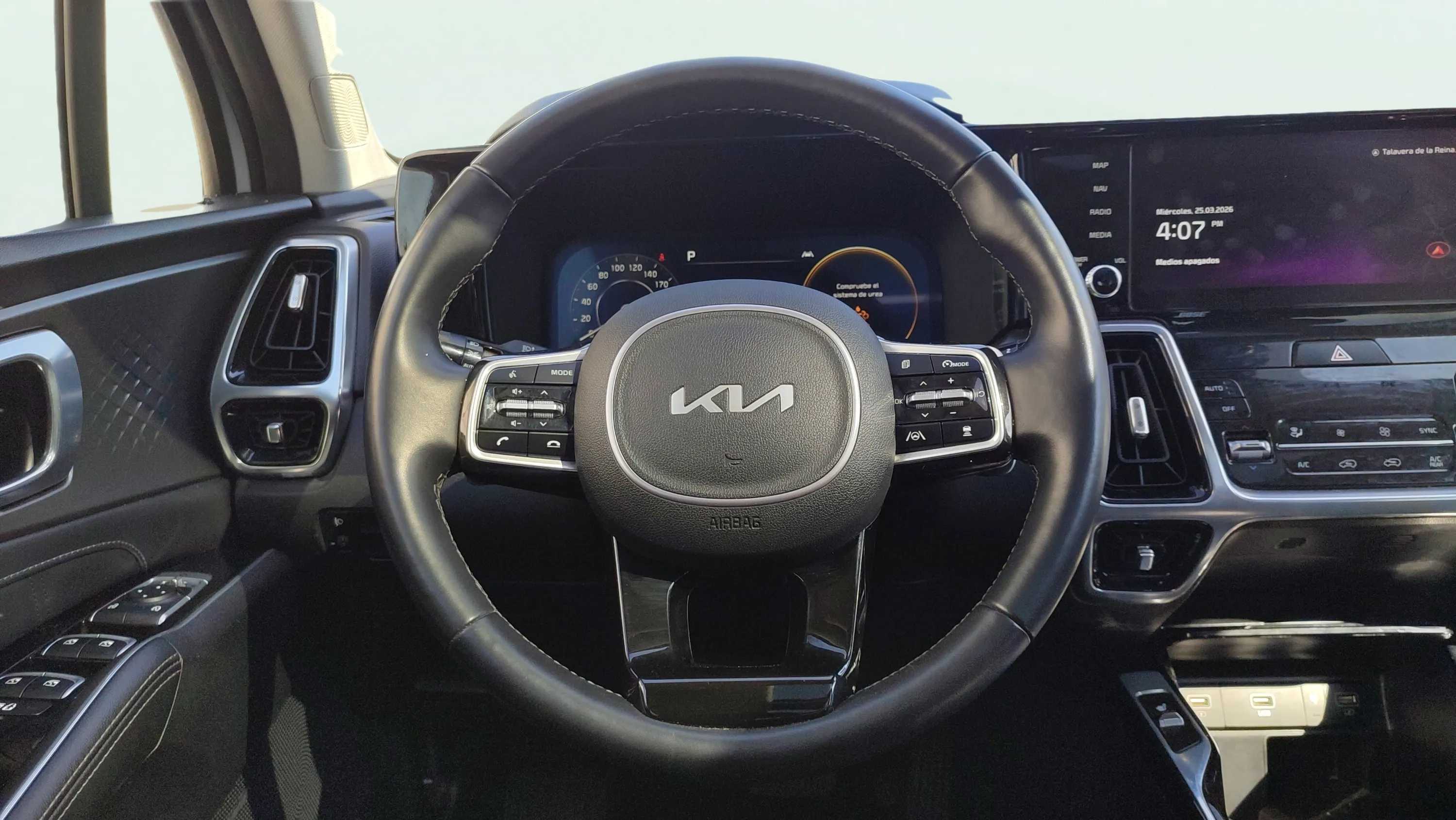 Kia Sorento 2.2 CRDi Emotion DCT 4x2 7pl - foto 11