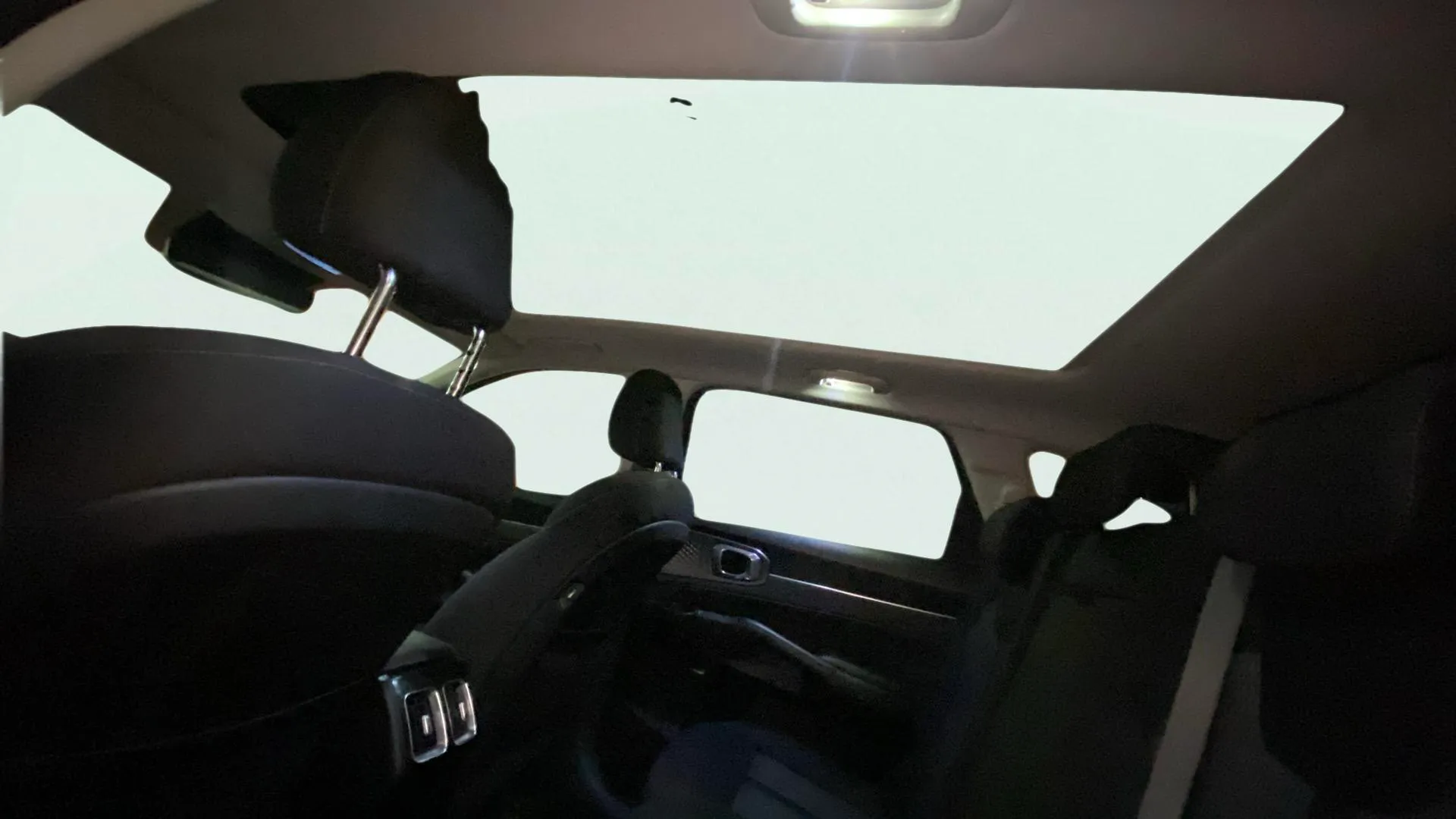 Kia Sorento 2.2 CRDi Emotion DCT 4x2 7 plazas - foto 29