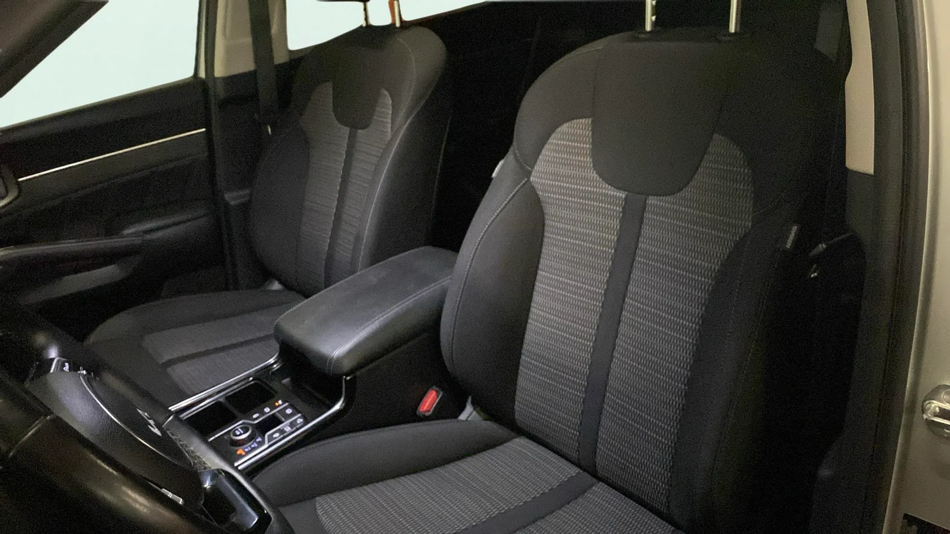 Kia Sorento 2.2 CRDi Emotion DCT 4x2 7 plazas - foto 30