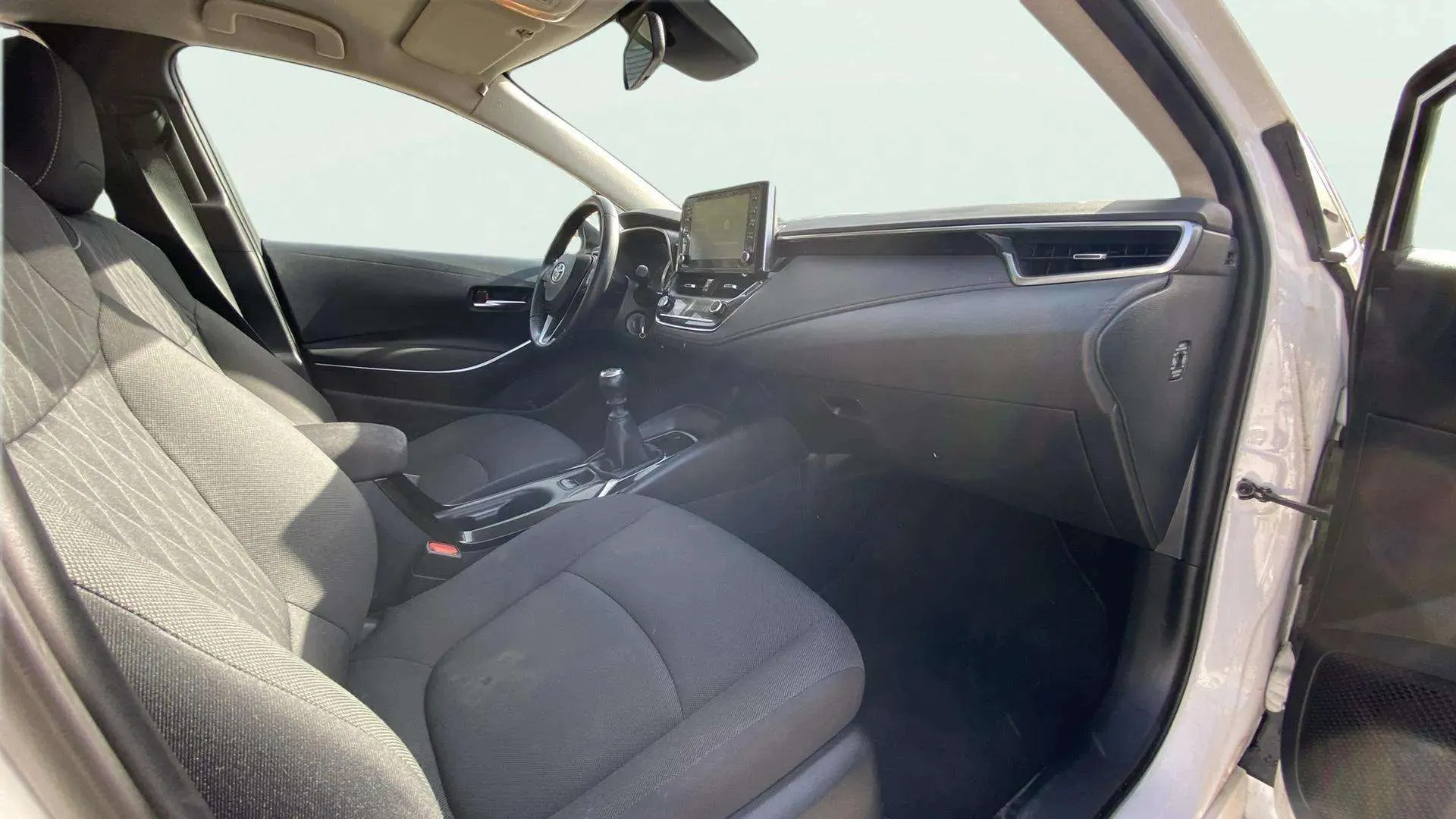 Toyota Corolla 1.5 125 Active Plus Sedan - foto 15