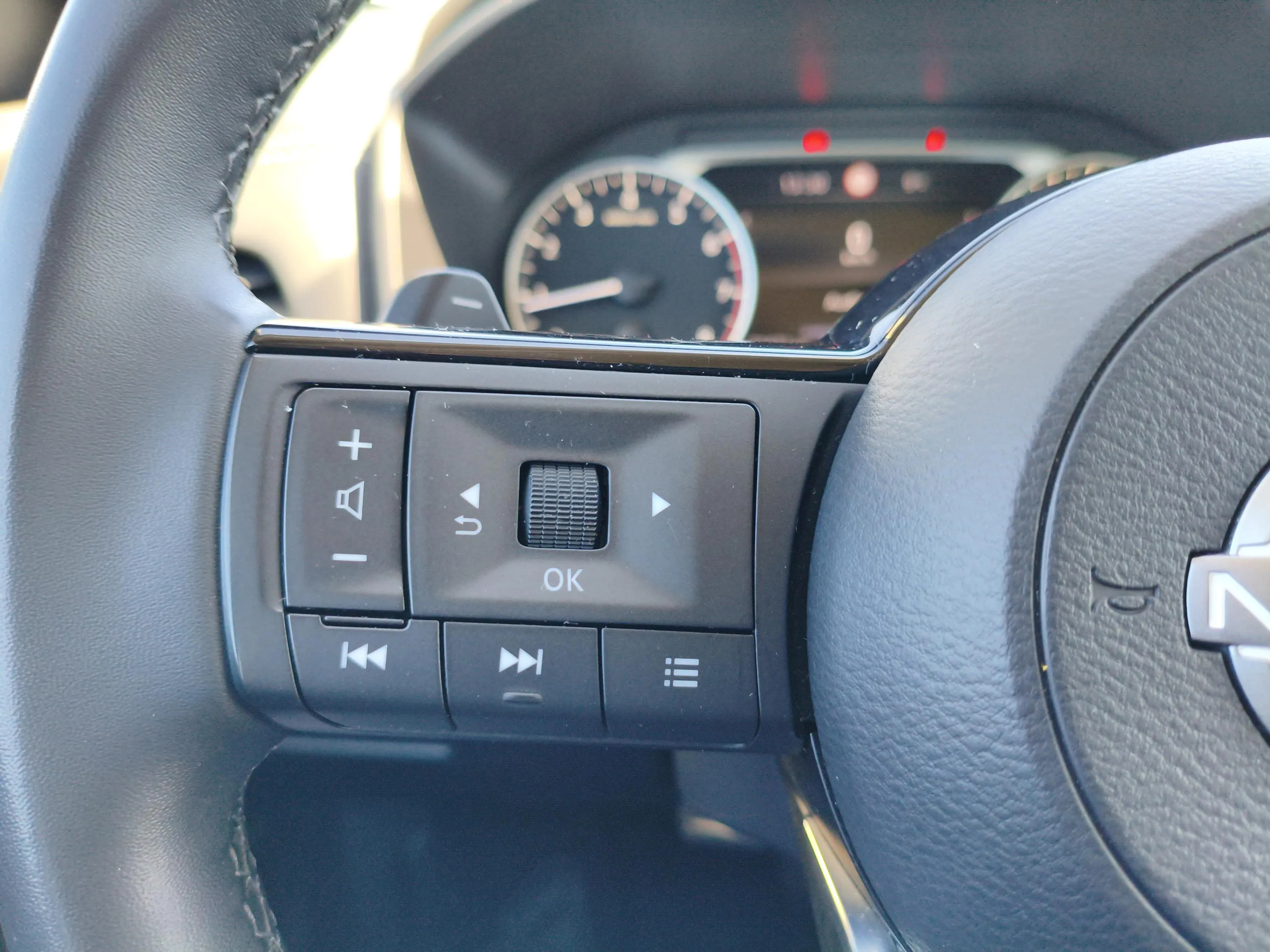 Nissan Qashqai DIG-T mHEV CVT Acenta - foto 11