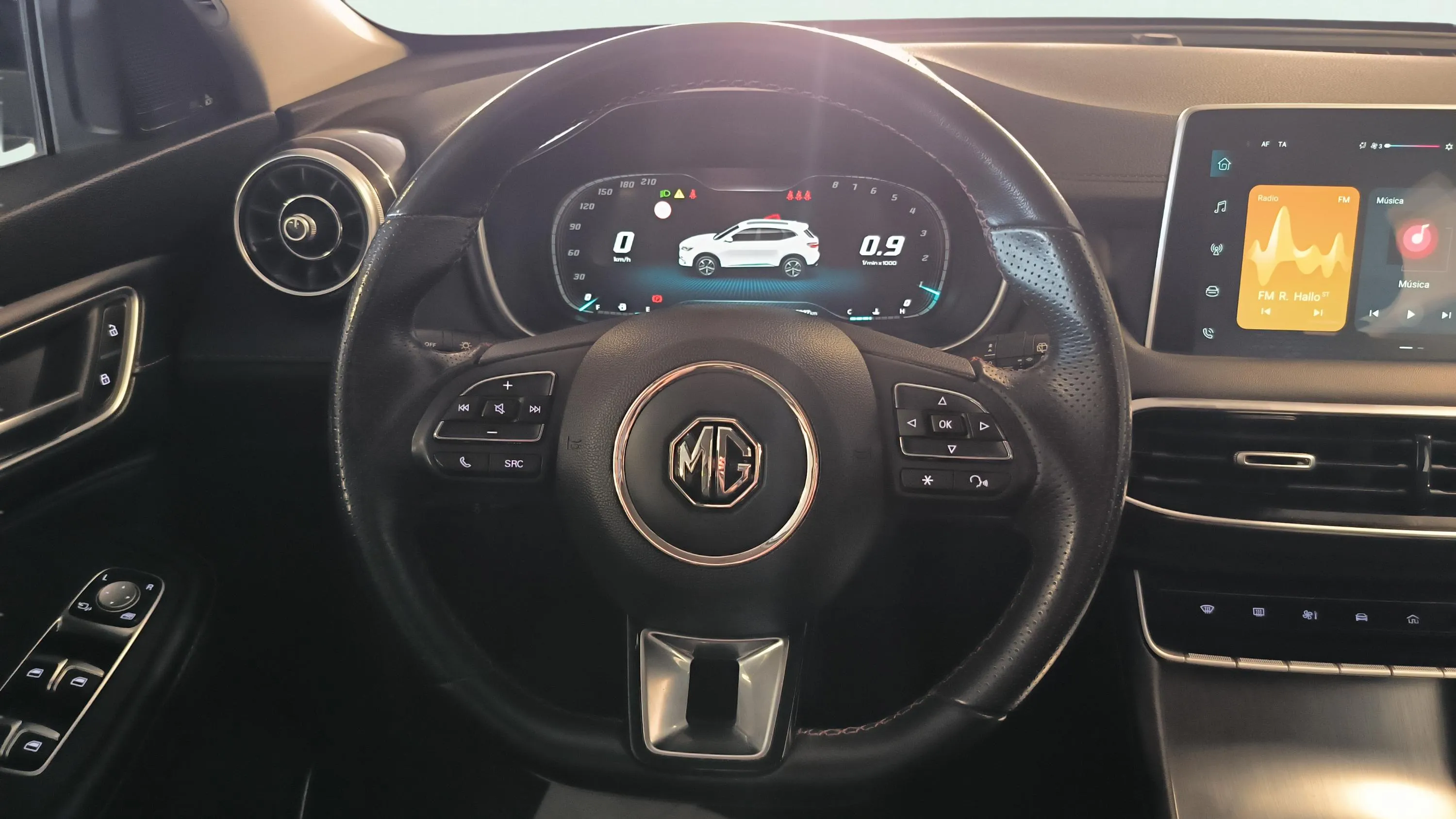 MG HS 1.5 Turbo GDI Luxury - foto 11