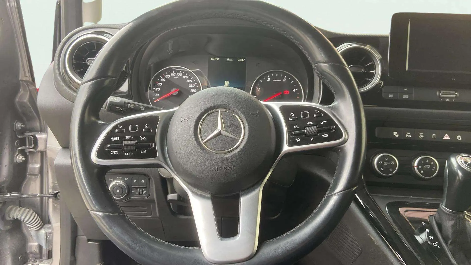 Mercedes-Benz Clase T 180 d - foto 13