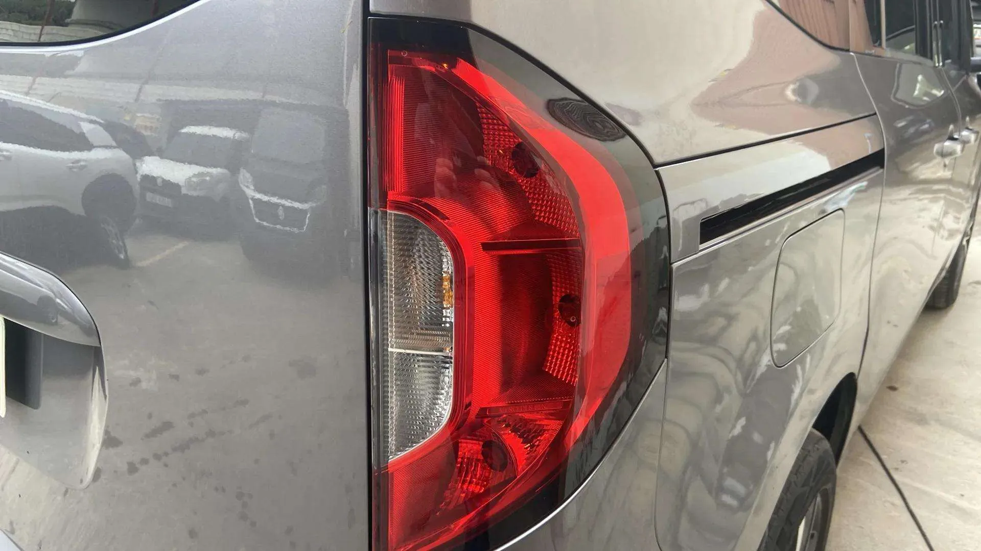 Mercedes-Benz Clase T 180 d - foto 12