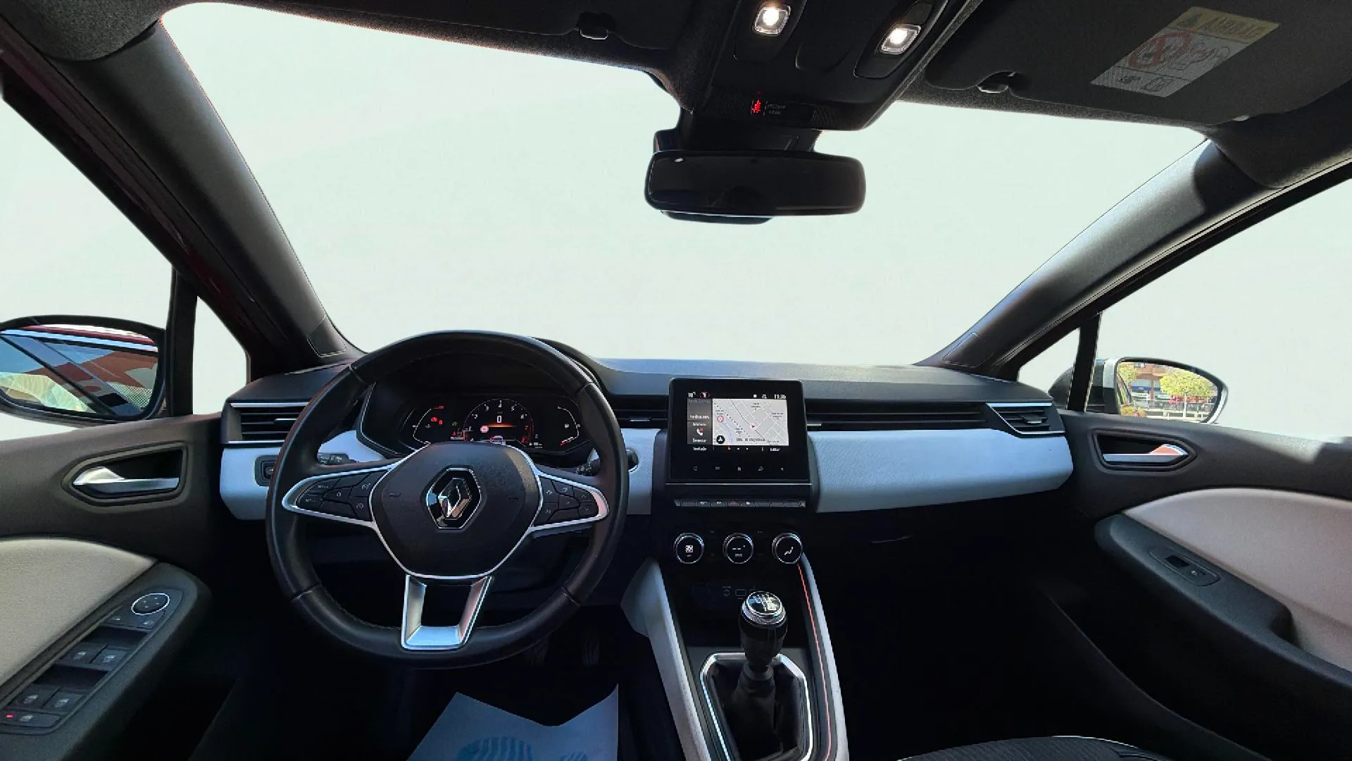 Renault Clio Techno TCe 90 - foto 9