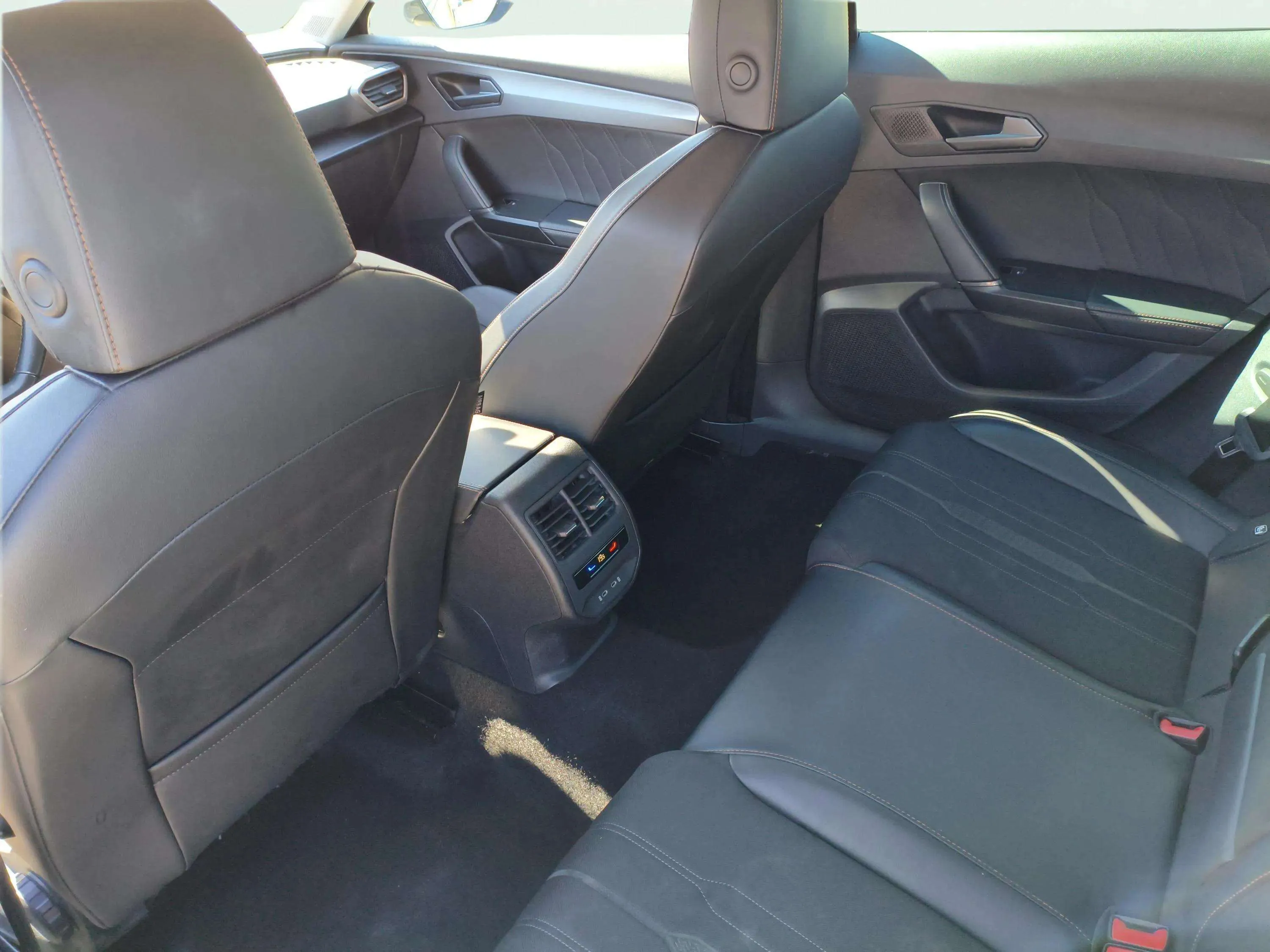 Cupra Formentor 1.5 TSI DSG - foto 18