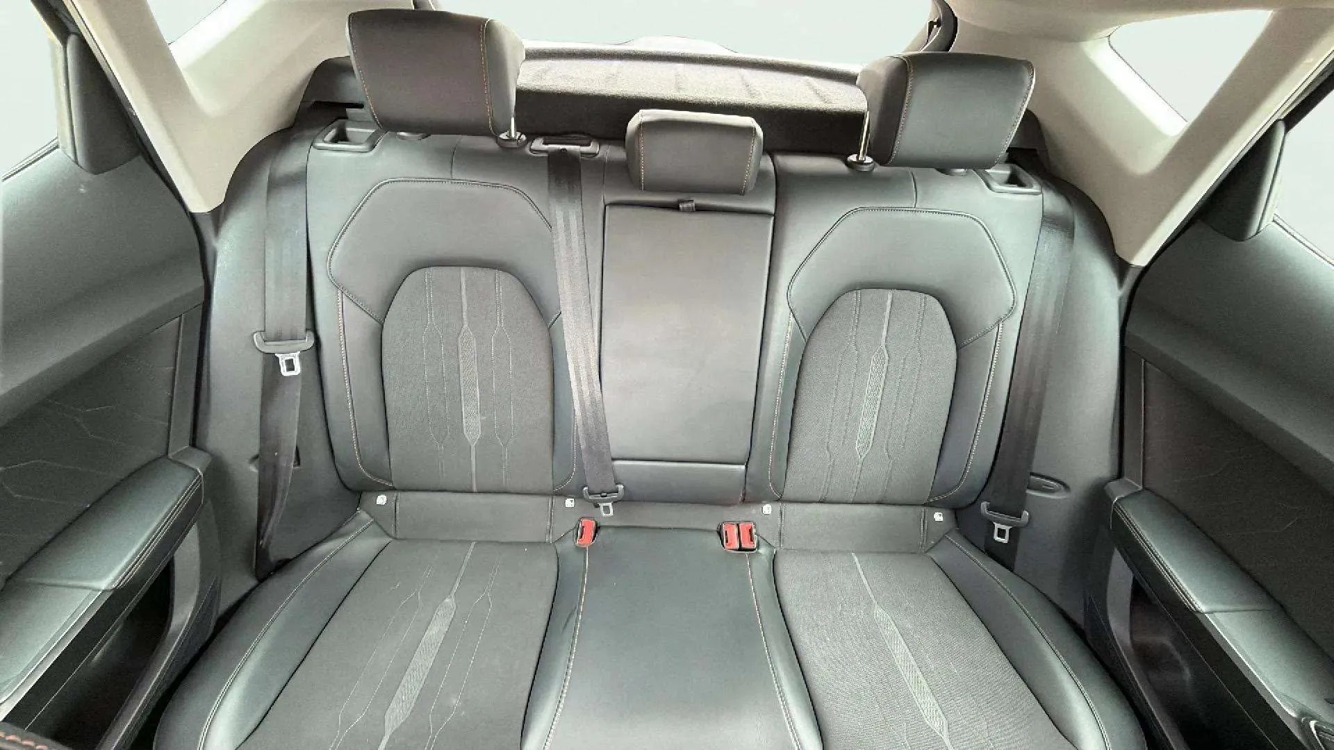 Cupra Formentor 1.5 TSI DSG - foto 16