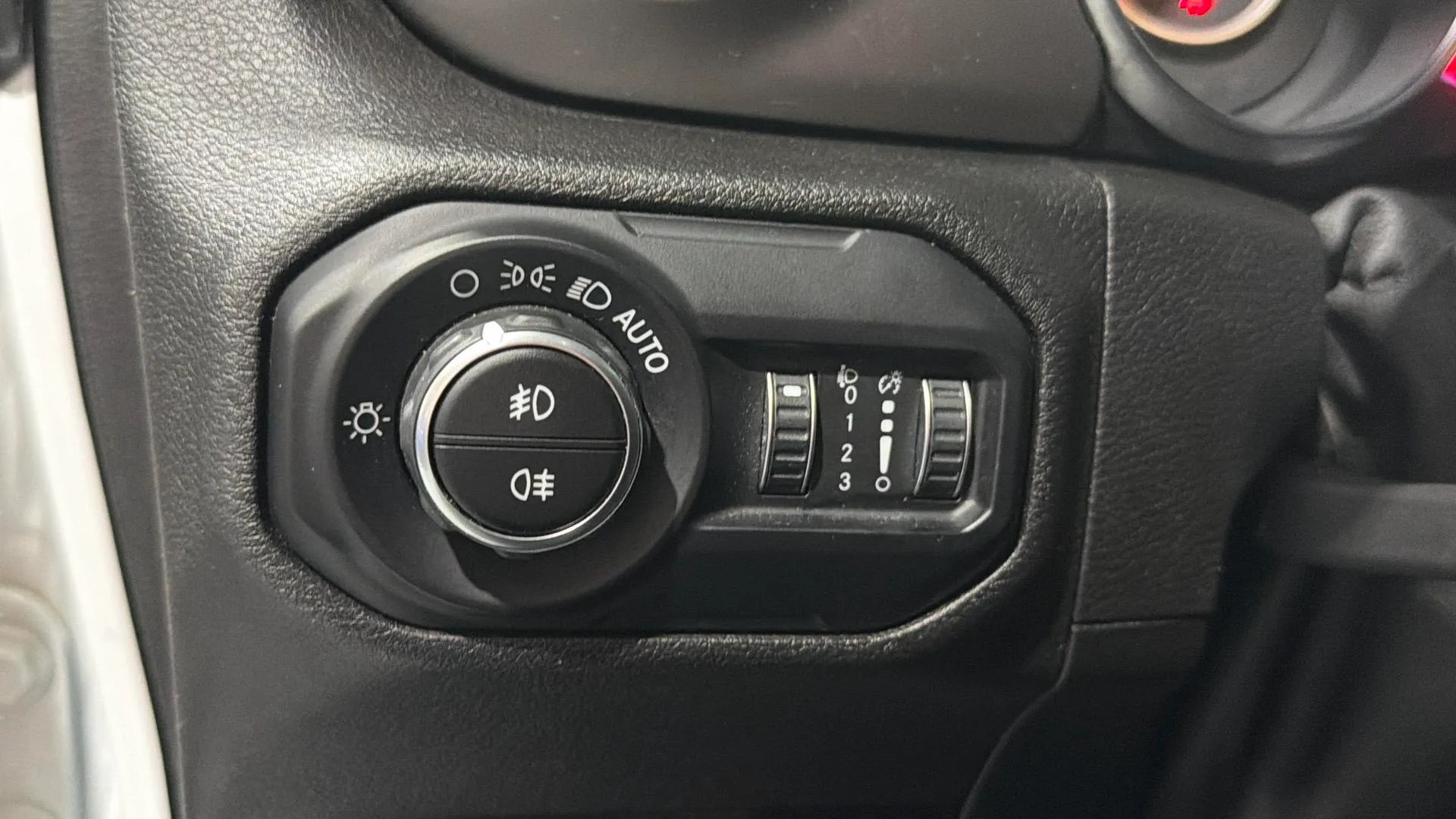 Jeep Wrangler 2.2 CRD Sport 8ATX E6D - foto 23