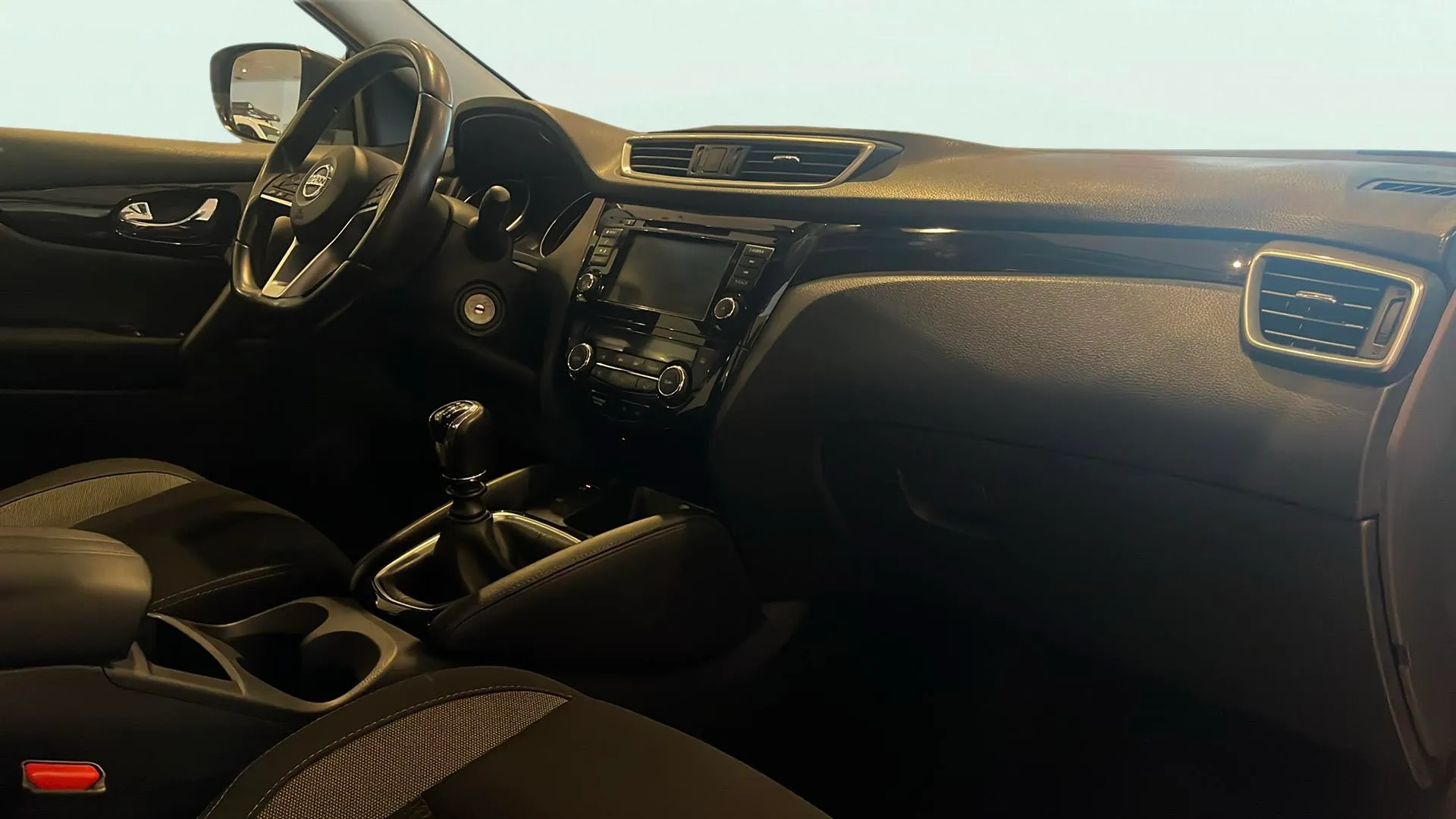 Nissan Qashqai DIG-T E6D Acenta - foto 17
