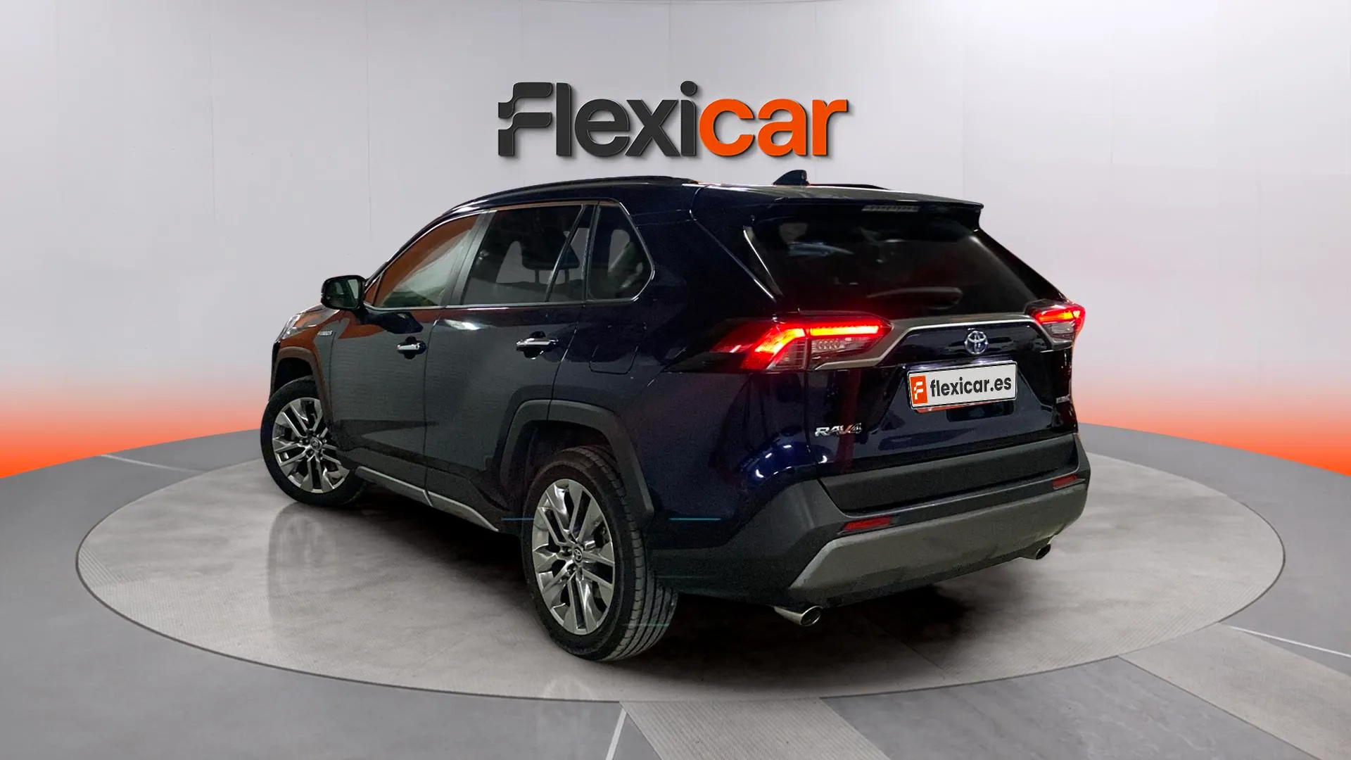 Toyota RAV4 2.5l 220H Luxury - foto 7