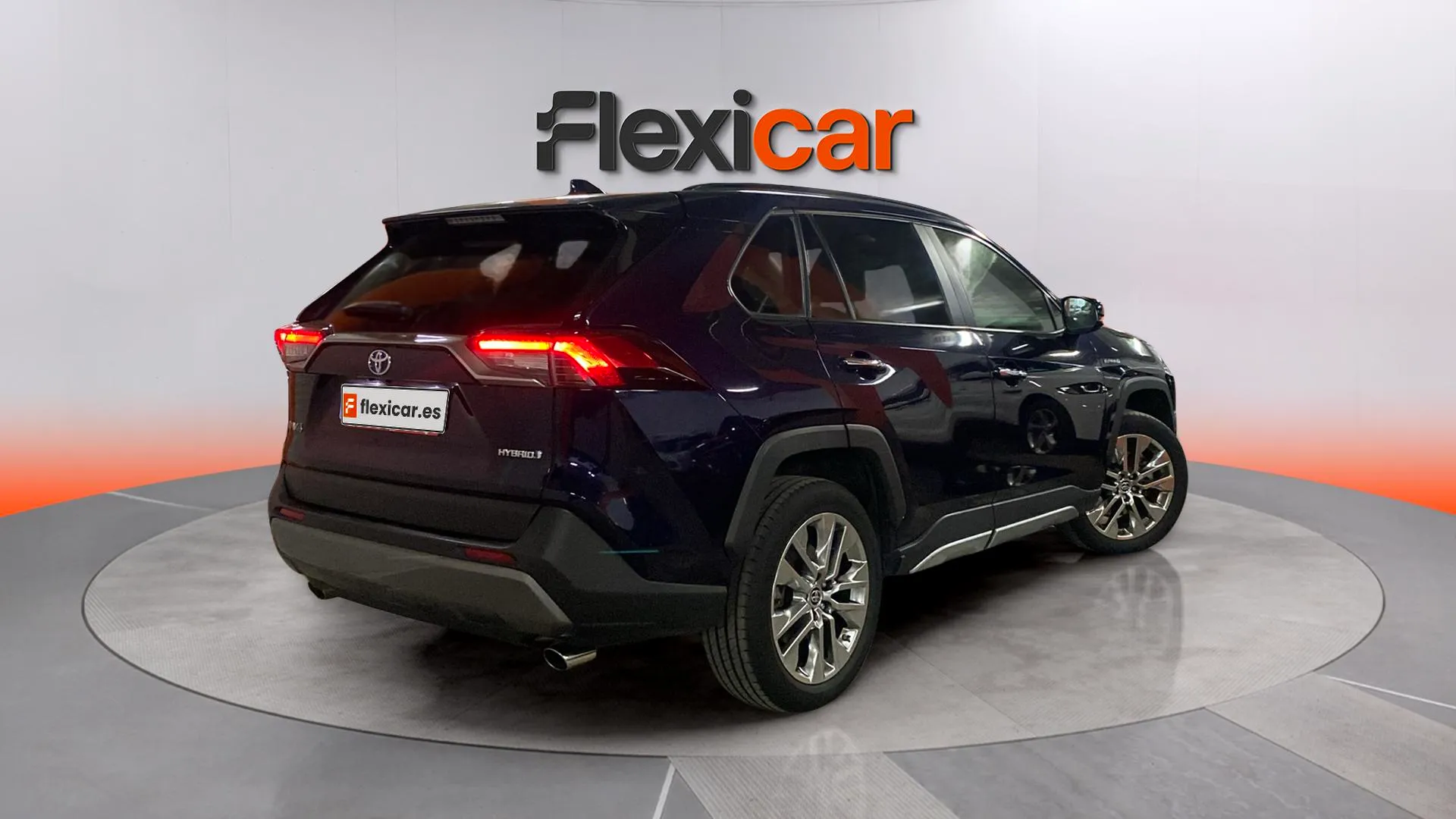Toyota RAV4 2.5l 220H Luxury - foto 6
