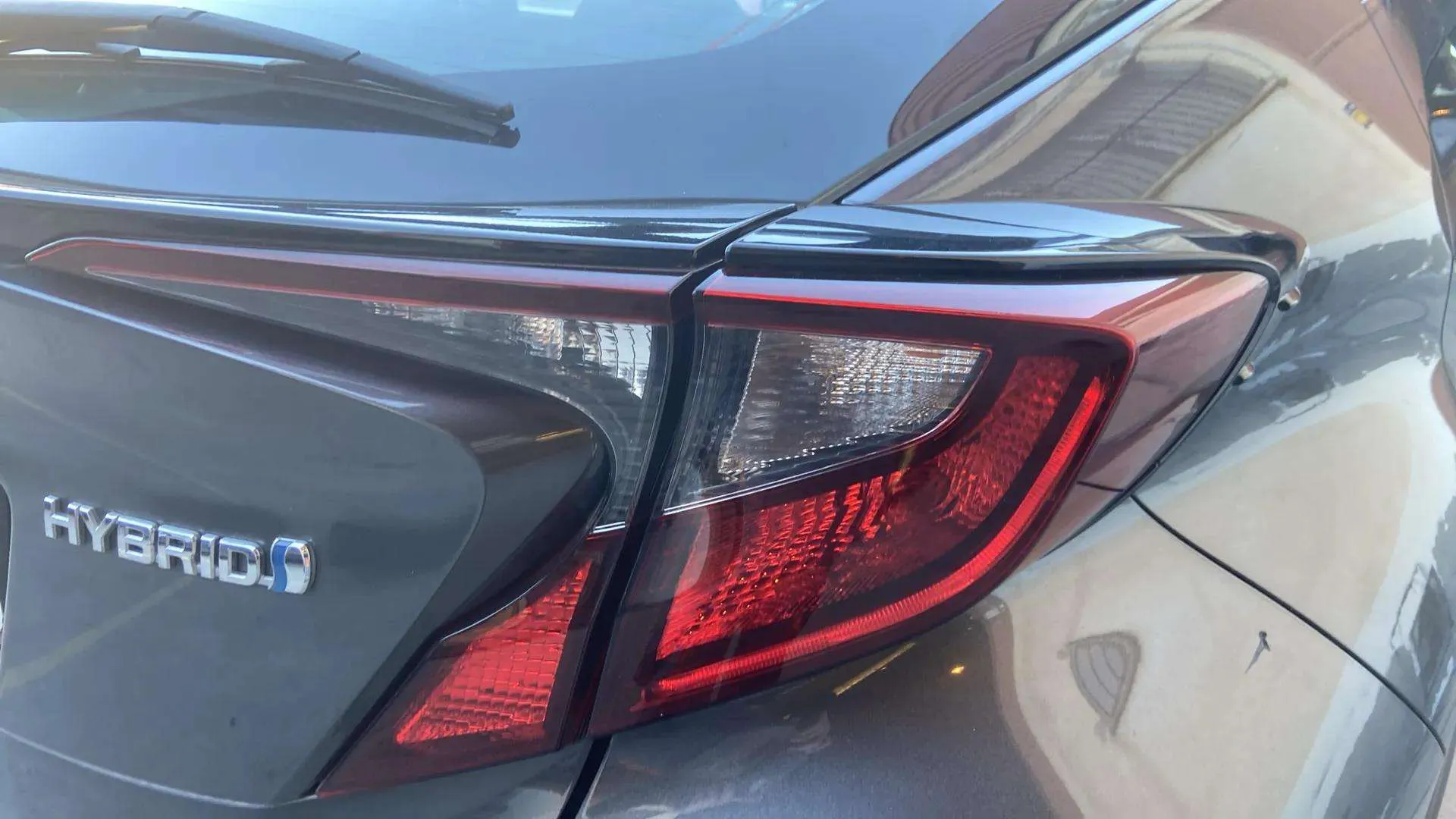 Toyota C-HR 1.8 125H Active - foto 11