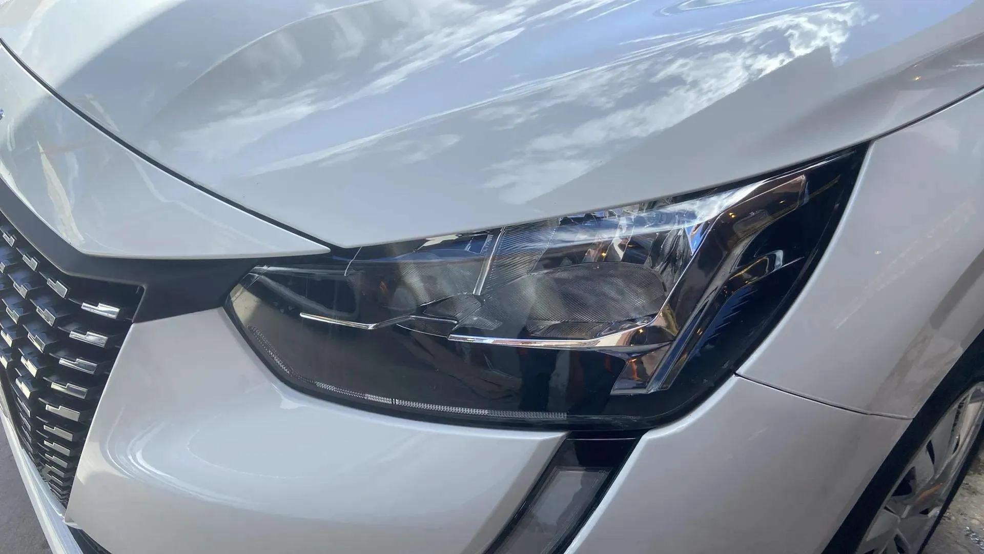 Peugeot 208 BlueHDi Active - foto 10