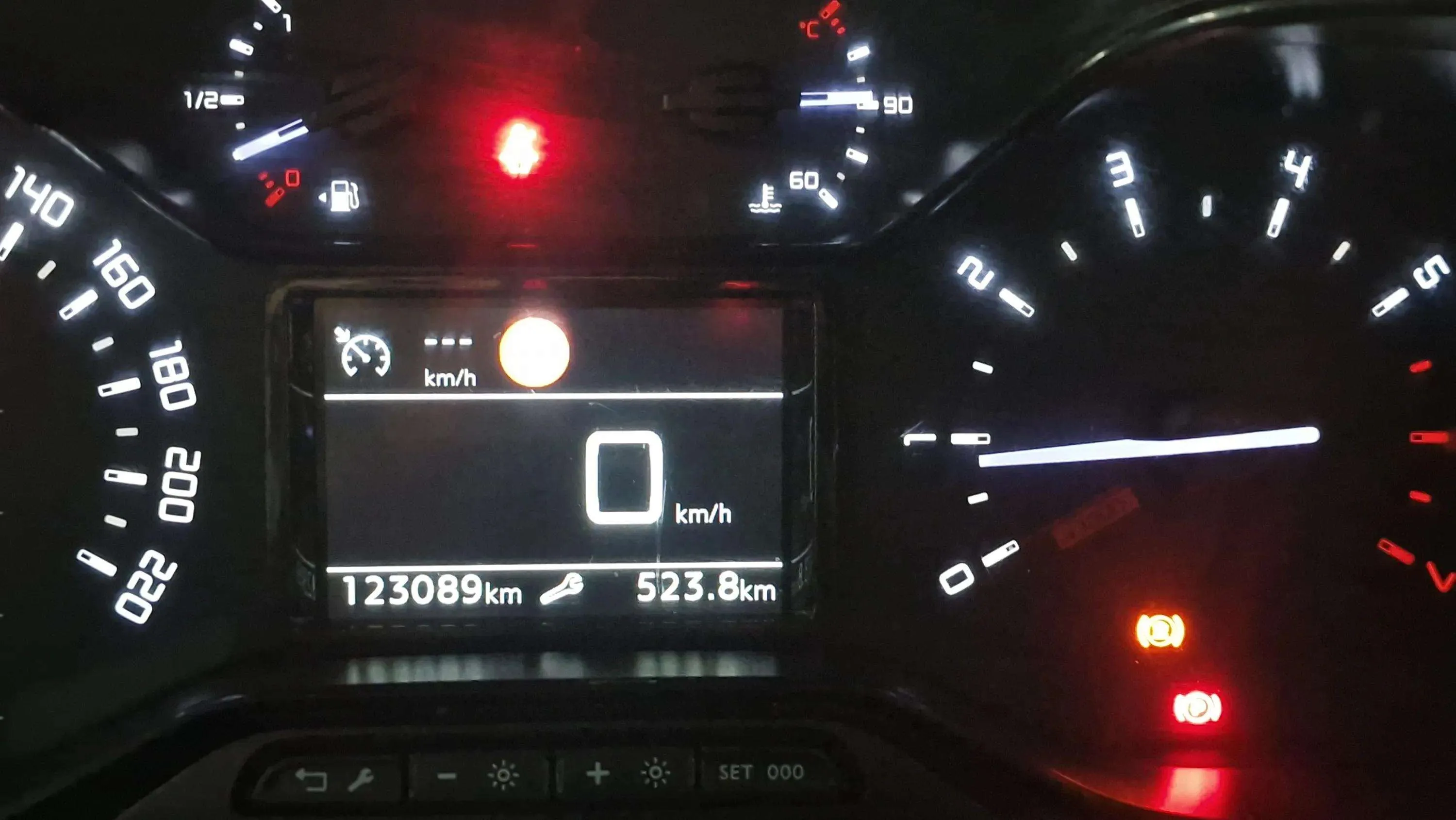 Citroën Berlingo Talla M BlueHDi 100 Live Pack - foto 8