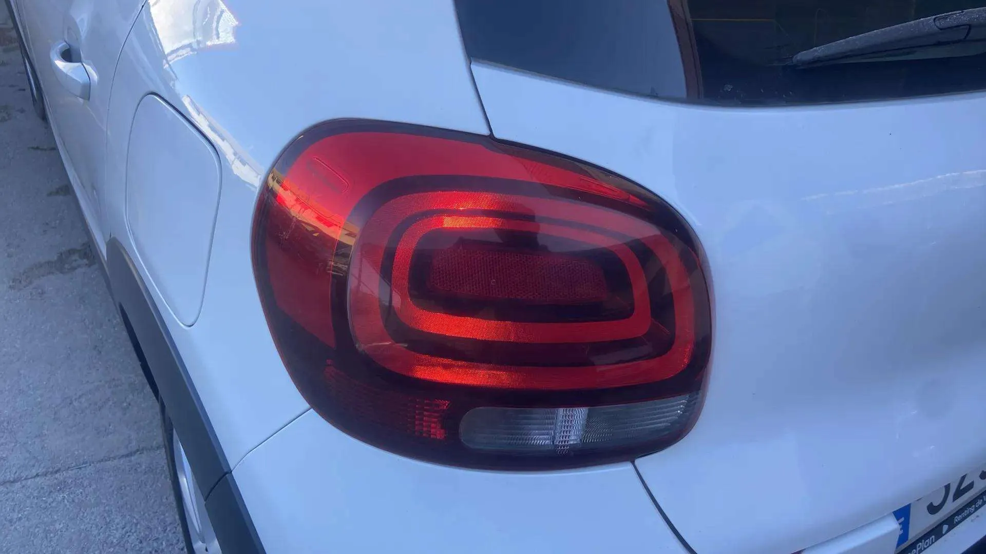 Citroën C3 BlueHDi Live - foto 11