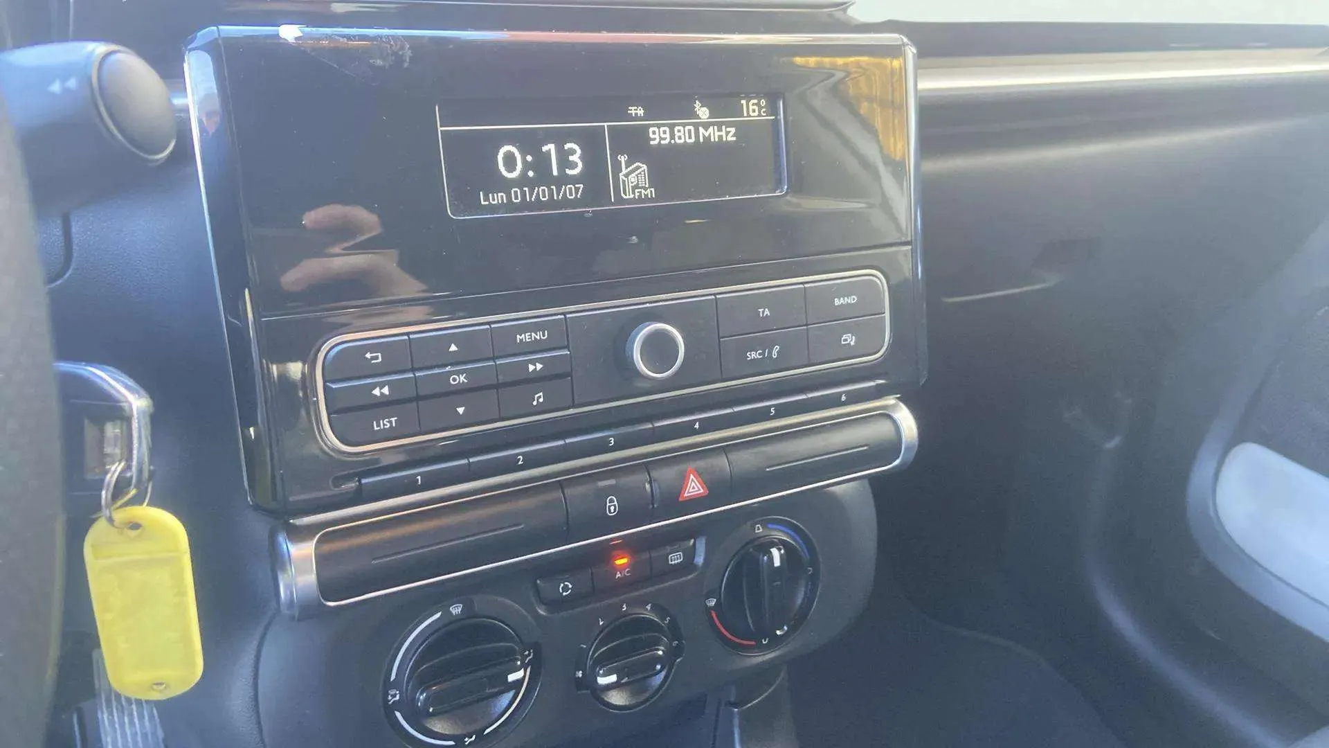Citroën C3 BlueHDi Live - foto 17