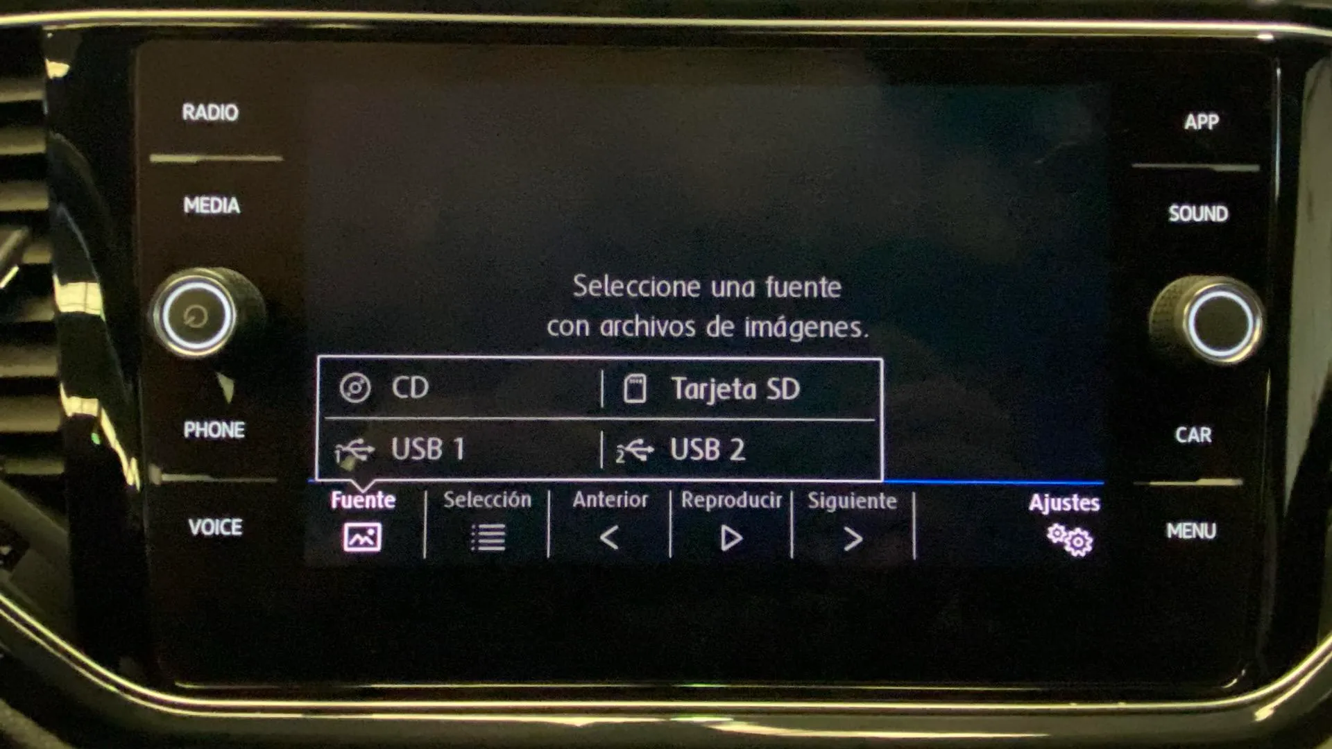 Volkswagen T-Roc Sport 2.0 TSI 4 Motion DSG - foto 28