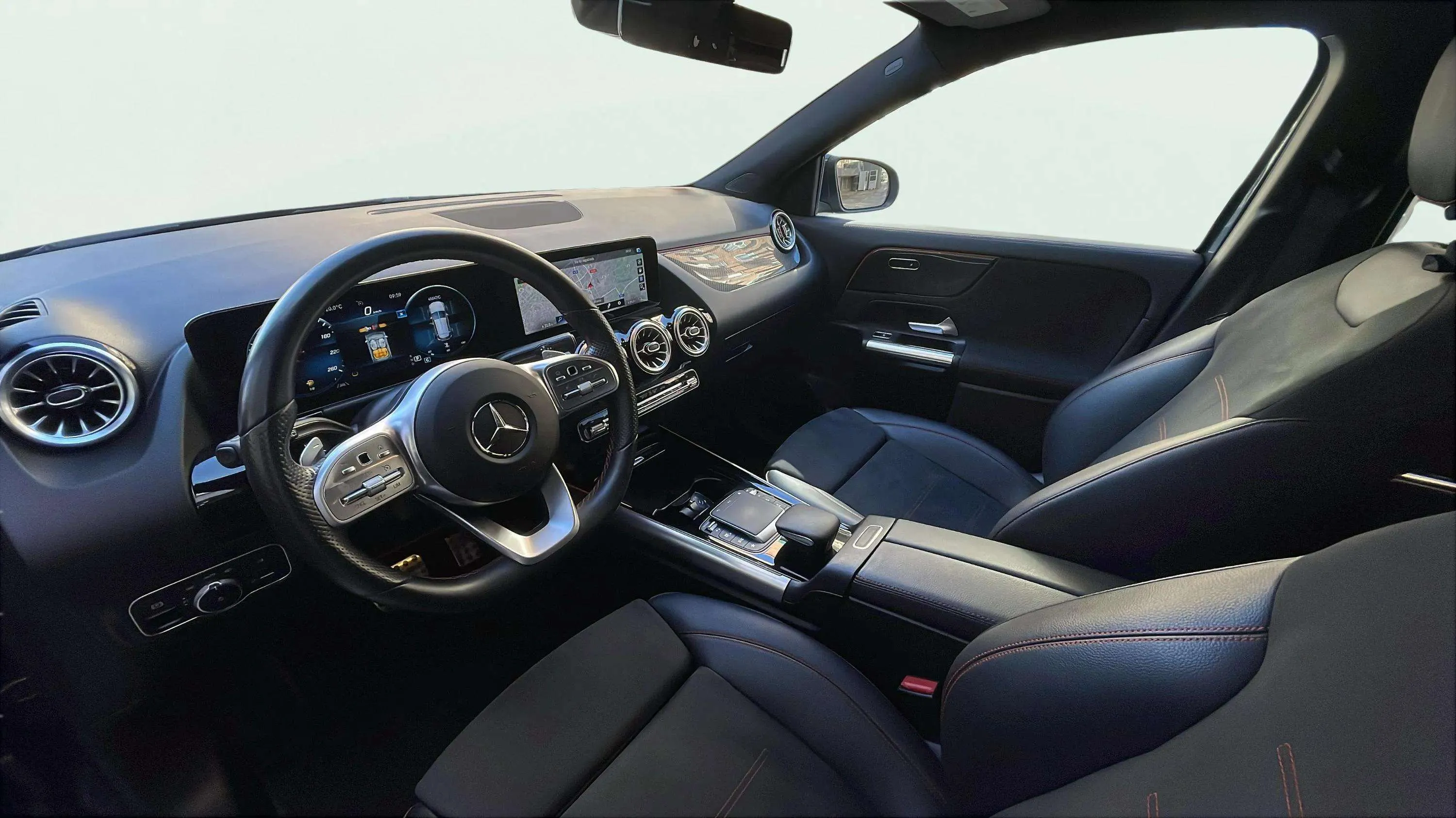 Mercedes-Benz GLA 250 4MATIC - foto 23