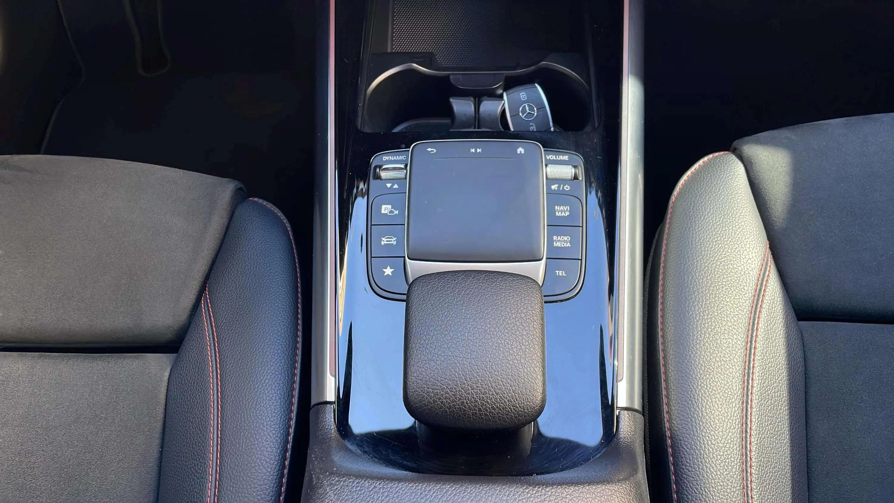 Mercedes-Benz GLA 250 4MATIC - foto 16