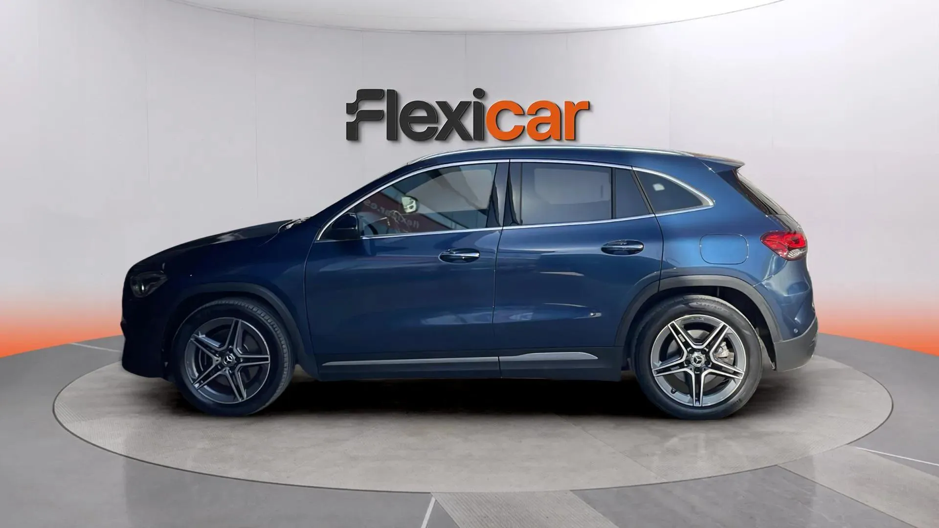 Mercedes-Benz GLA 250 4MATIC - foto 3