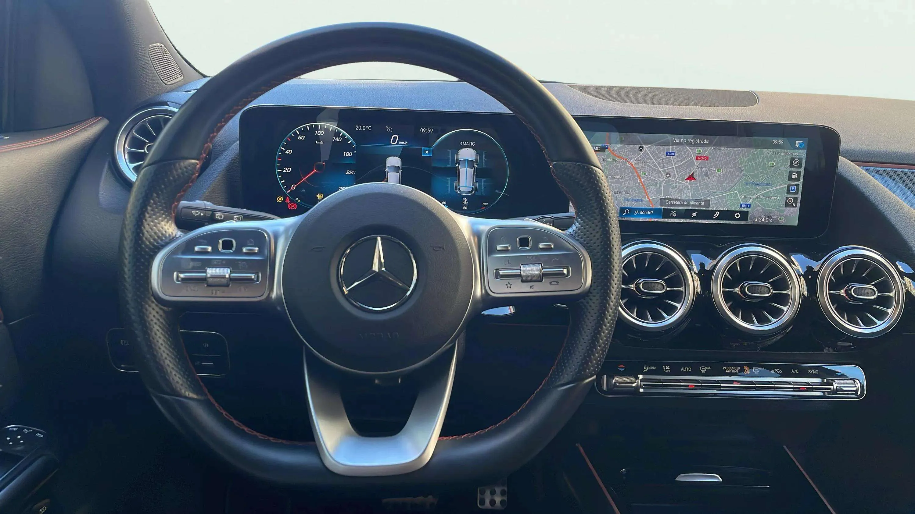 Mercedes-Benz GLA 250 4MATIC - foto 10
