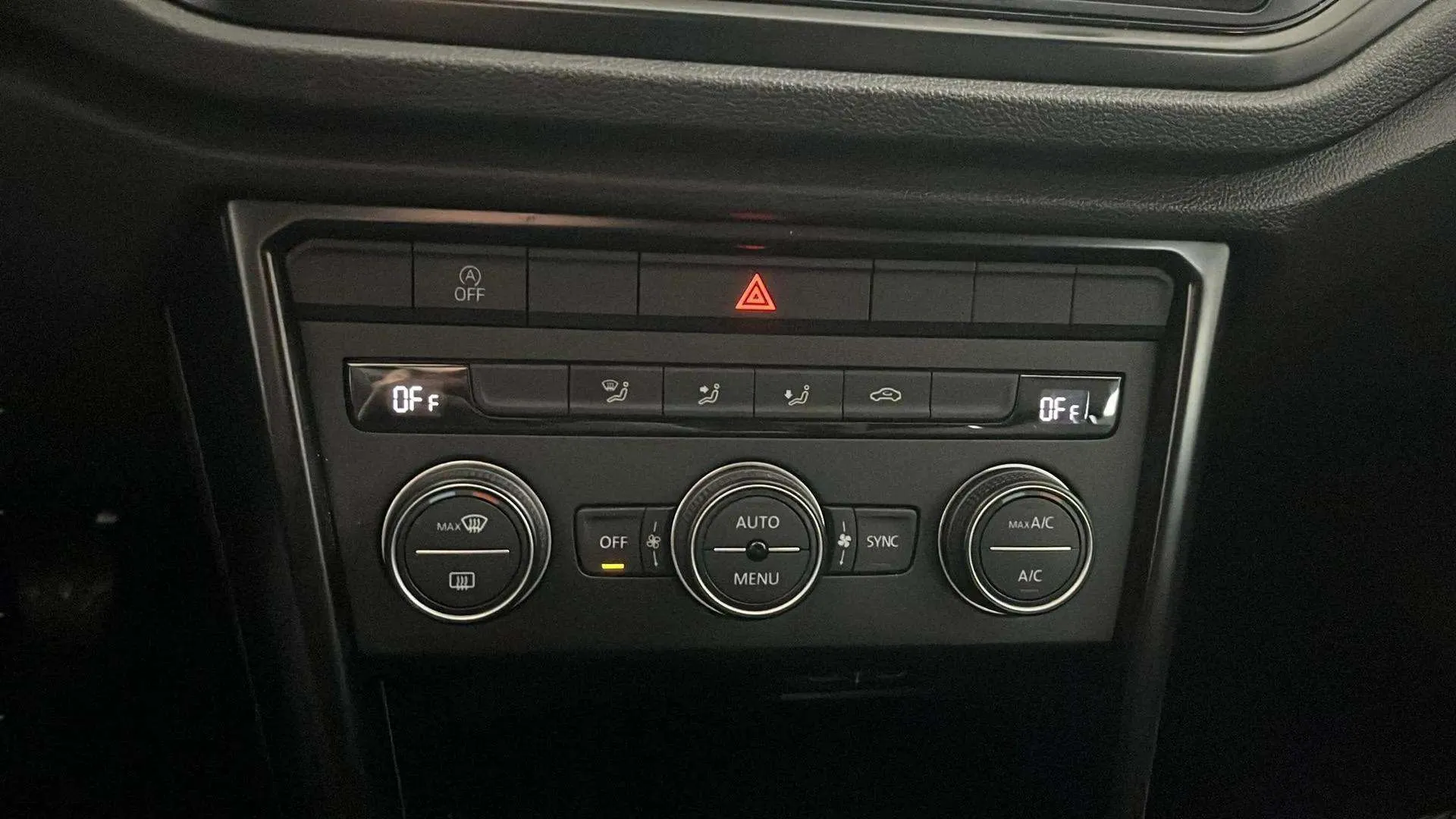 Volkswagen T-Roc Edition 2.0 TDI - foto 15