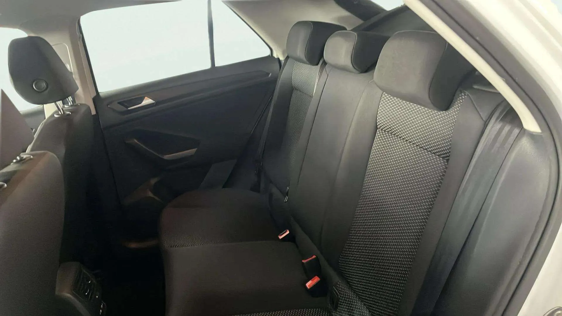 Volkswagen T-Roc Edition 2.0 TDI - foto 20