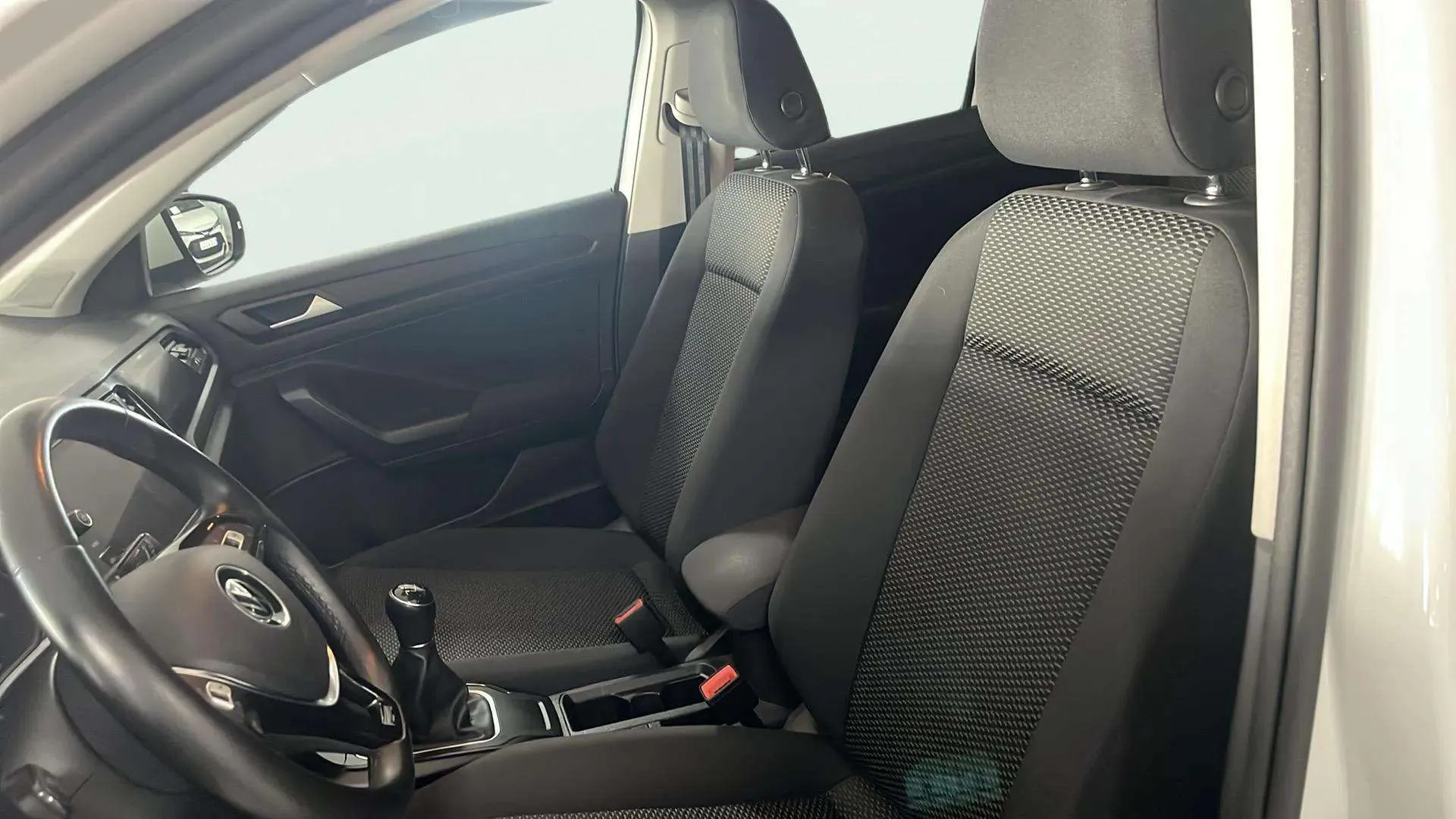 Volkswagen T-Roc Edition 2.0 TDI - foto 19