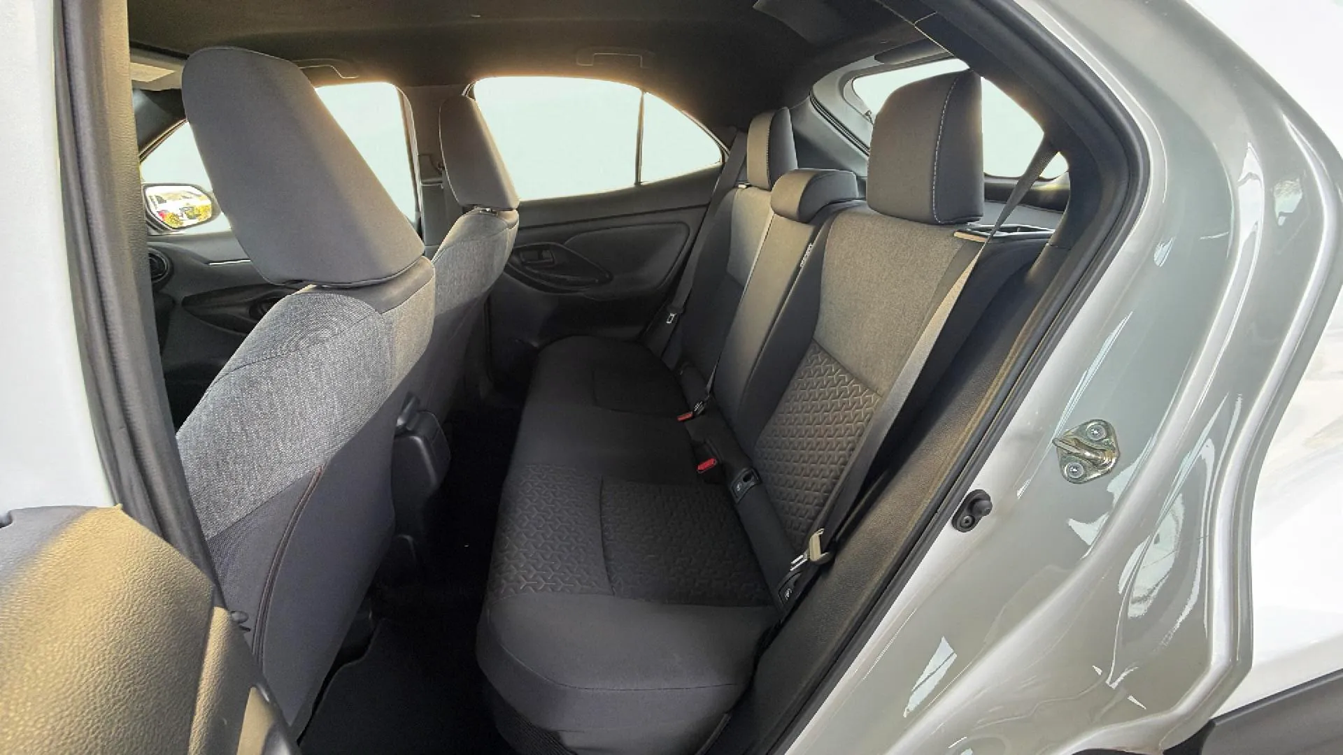 Toyota Yaris Cross 1.5 120H Active Tech - foto 13