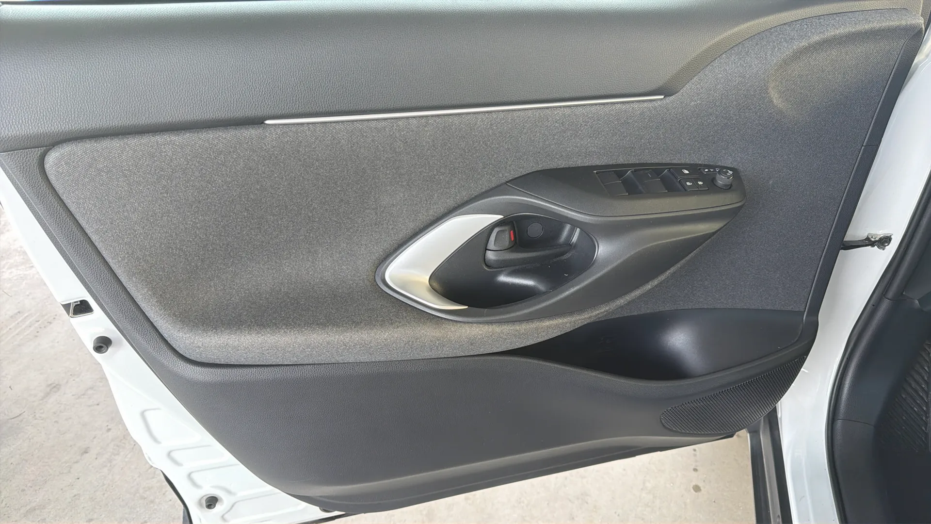 Toyota Yaris Cross 1.5 120H Active Tech - foto 14