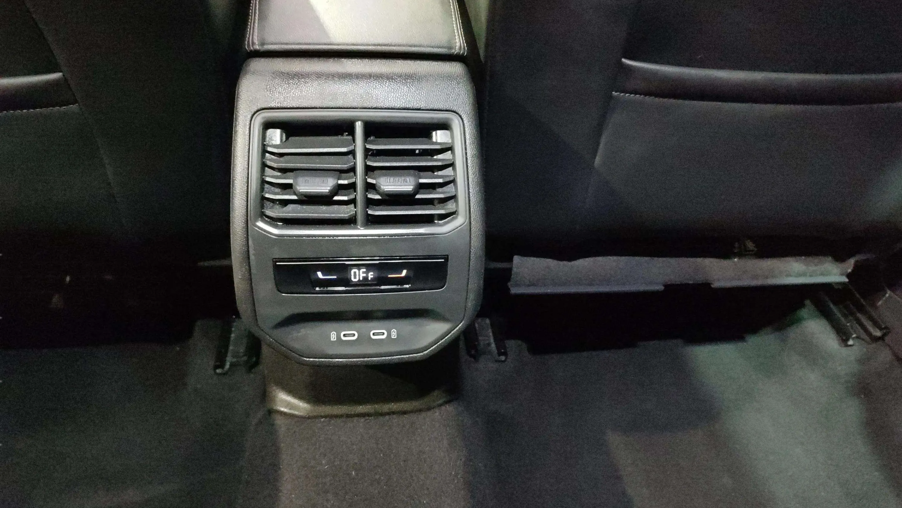 Cupra Formentor 1.5 TSI DSG - foto 25
