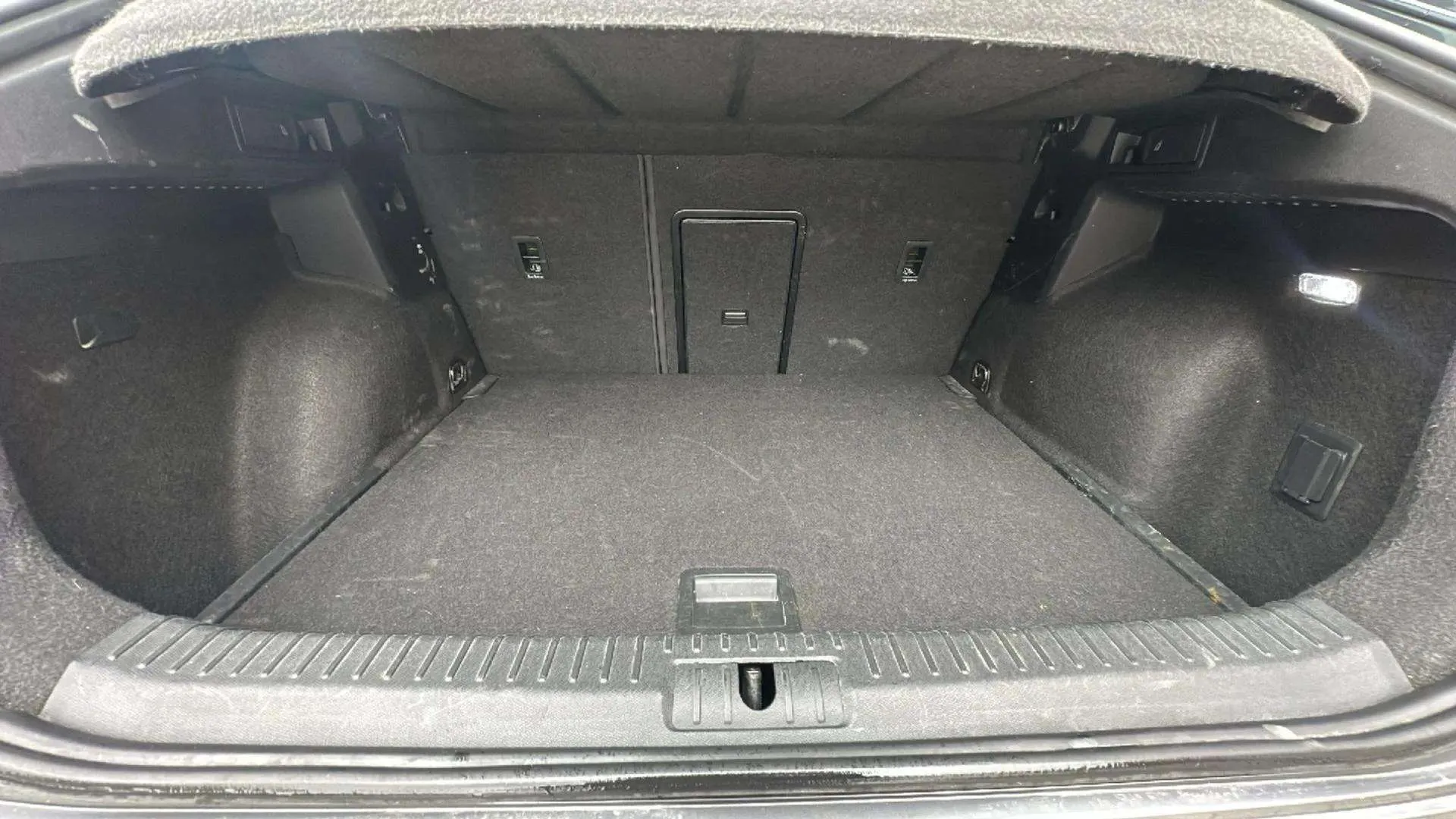 Cupra Formentor 1.5 TSI DSG - foto 13