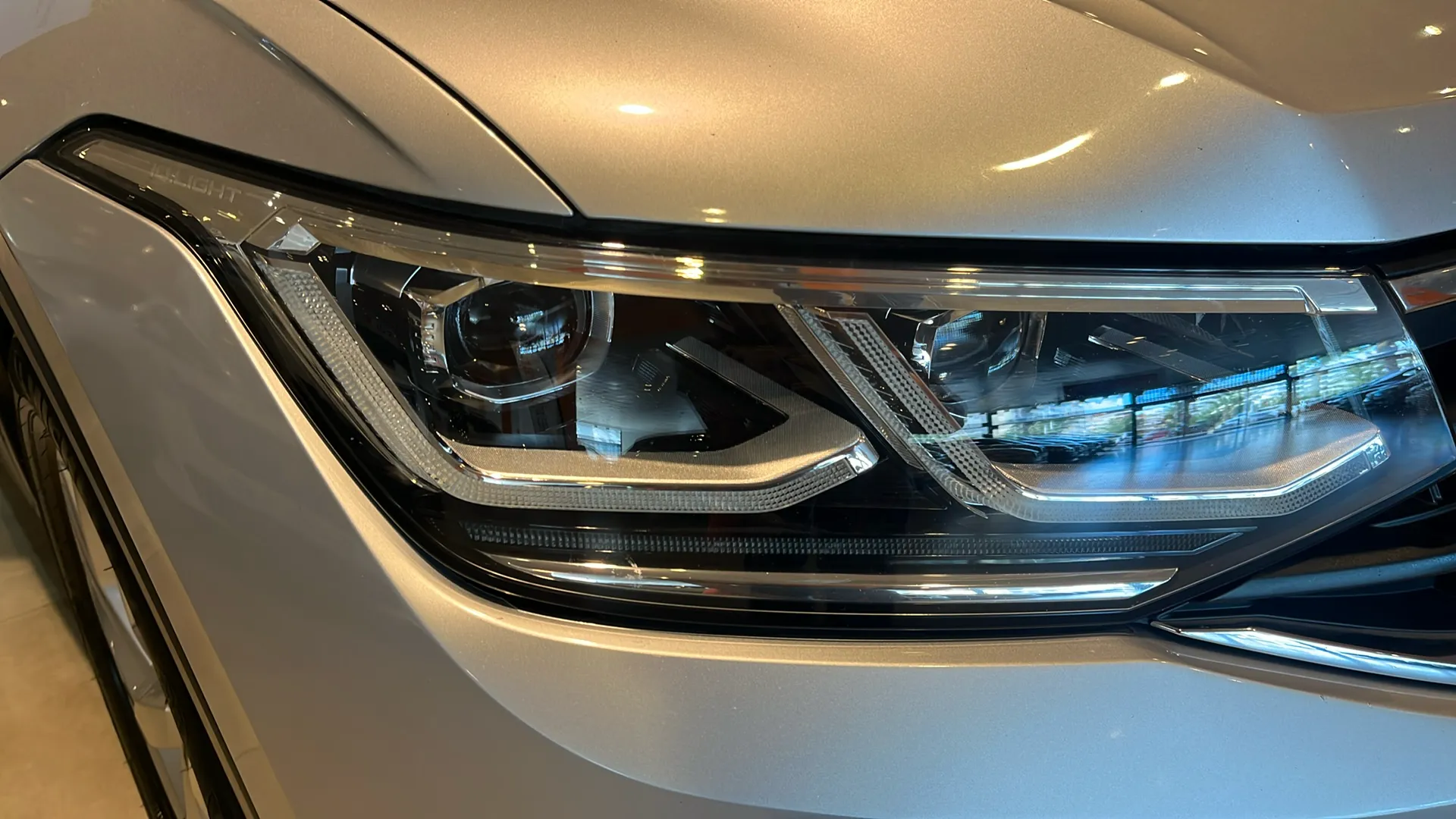 Volkswagen Tiguan Life 2.0 TDI DSG - foto 29