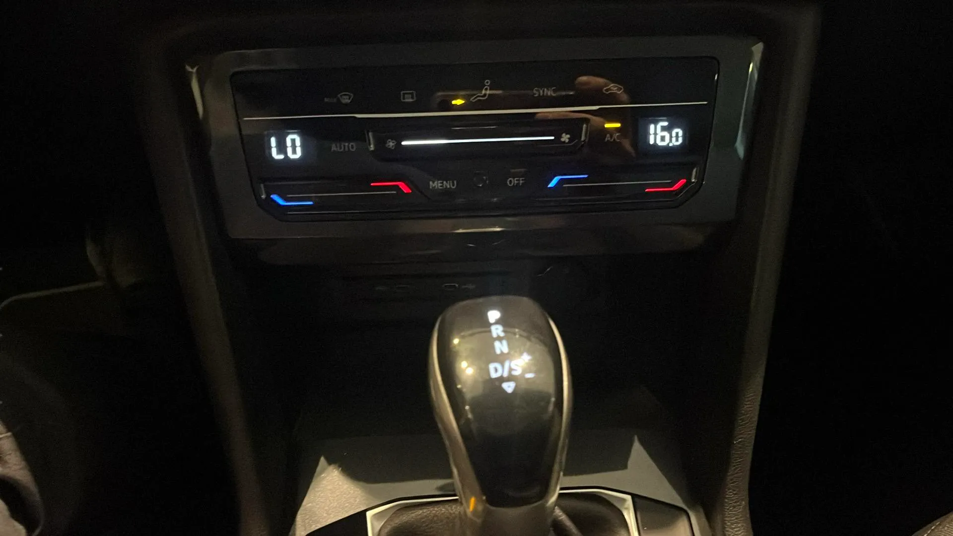 Volkswagen Tiguan Life 2.0 TDI DSG - foto 21
