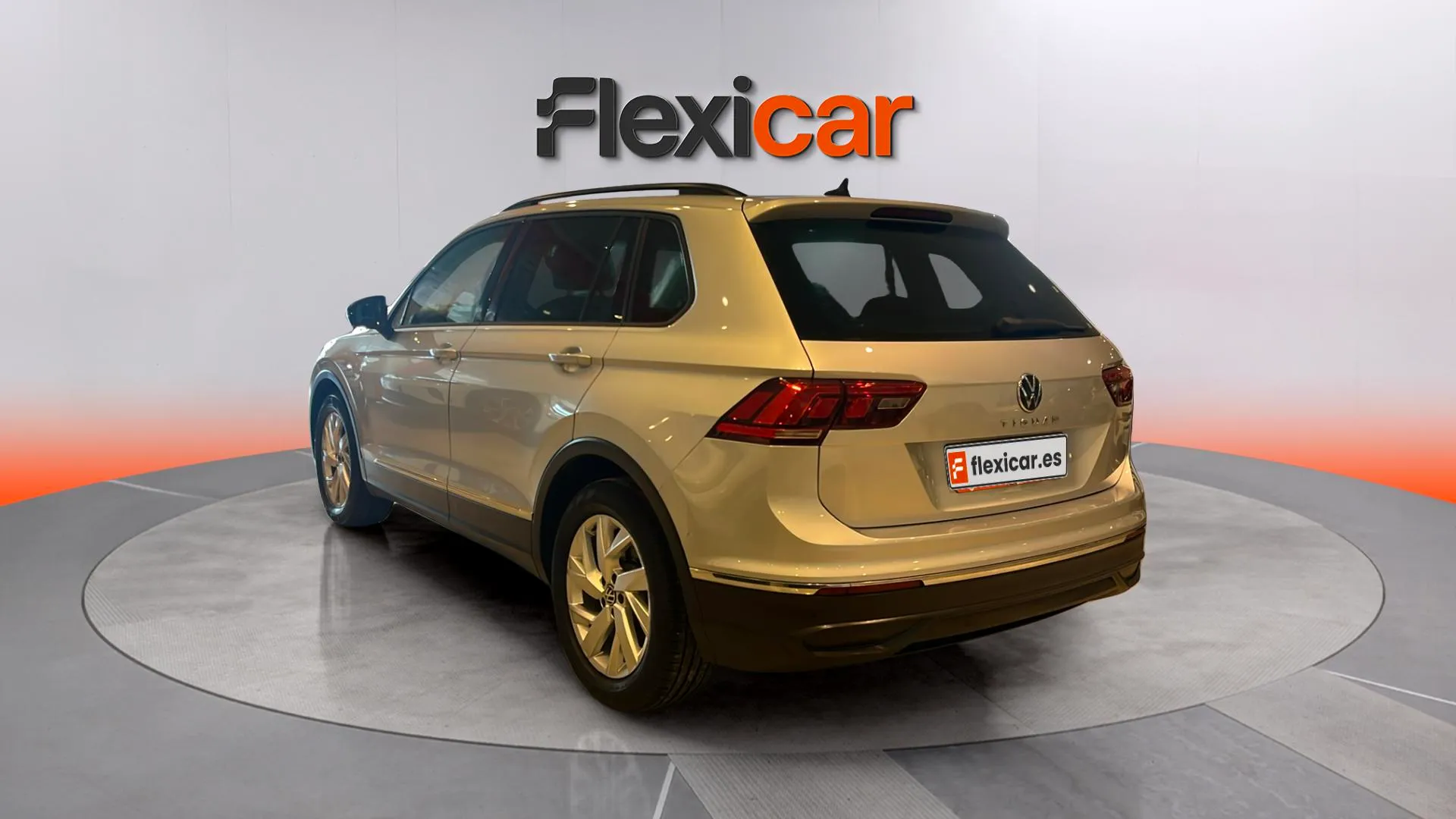 Volkswagen Tiguan Life 2.0 TDI DSG - foto 5