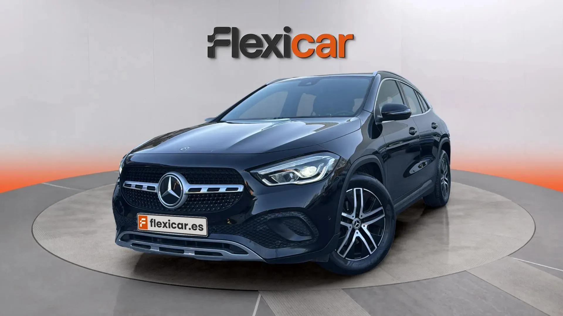 Mercedes-Benz GLA 200 D - foto 3