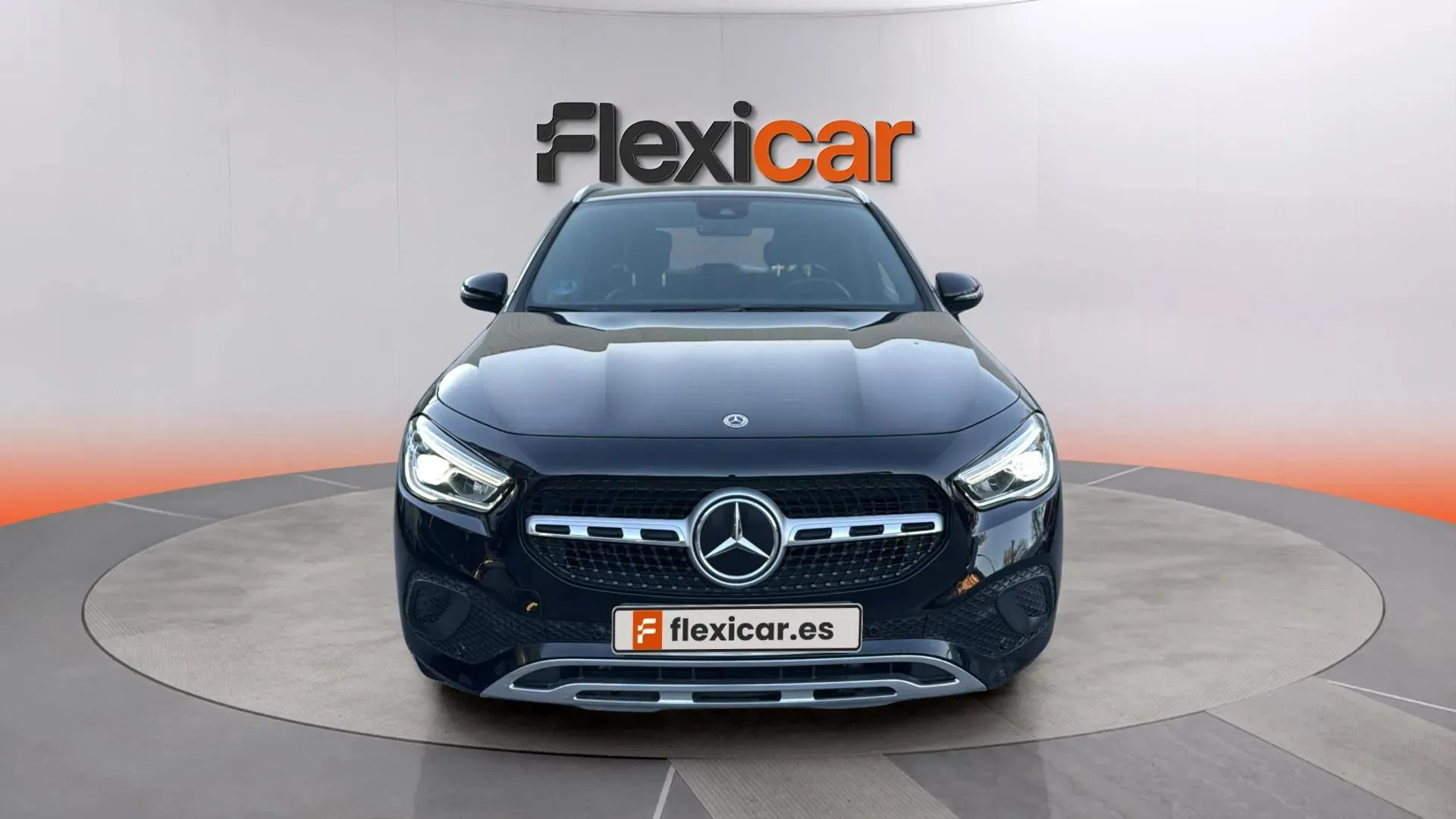 Mercedes-Benz GLA 200 D - foto 2