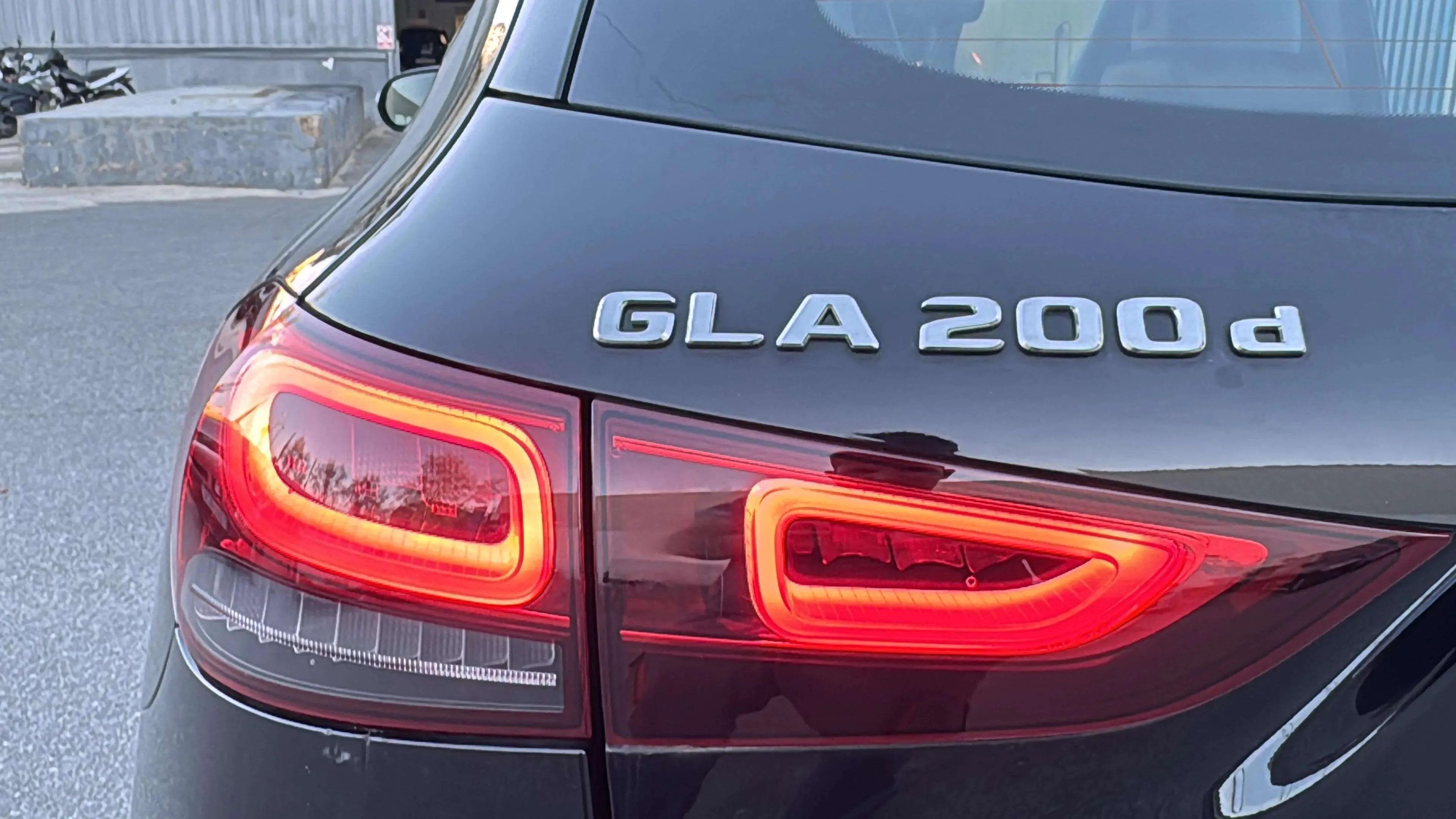 Mercedes-Benz GLA 200 D - foto 11