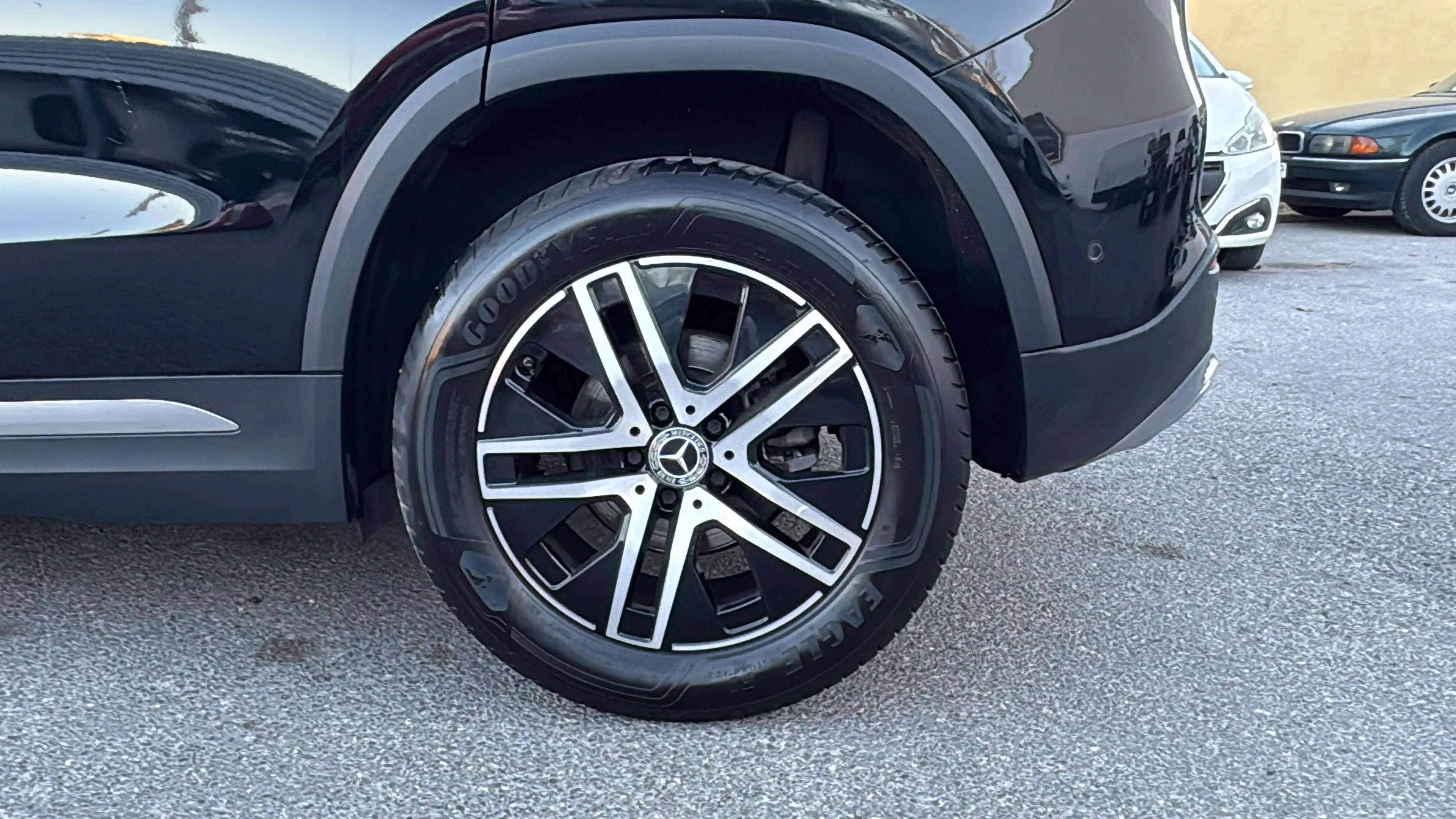 Mercedes-Benz GLA 200 D - foto 10
