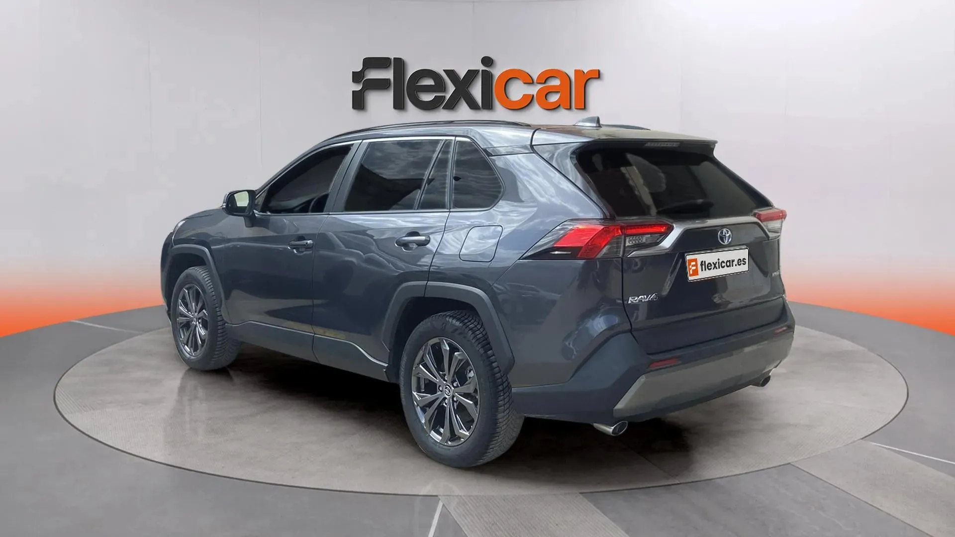 Toyota RAV4 2.5l 220H Advance - foto 4