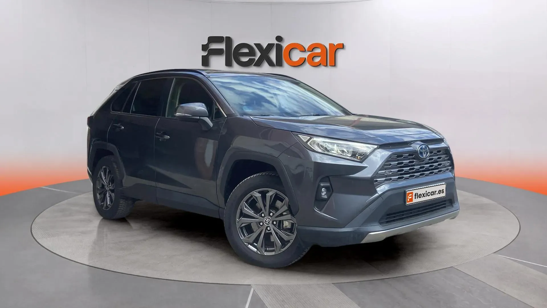 Toyota RAV4 2.5l 220H Advance
