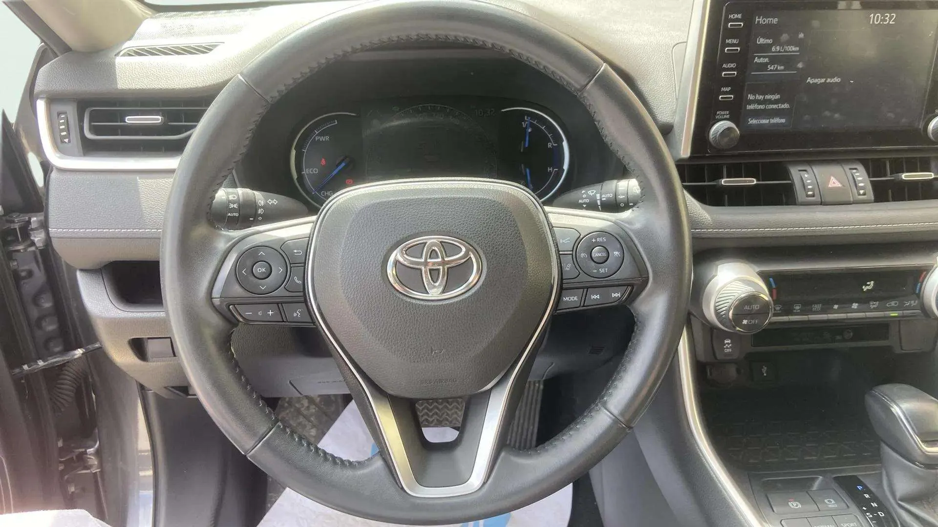Toyota RAV4 2.5l 220H Advance - foto 13