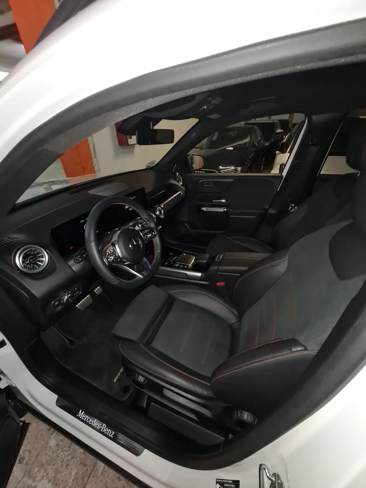 Mercedes-Benz GLB 200 - foto 13