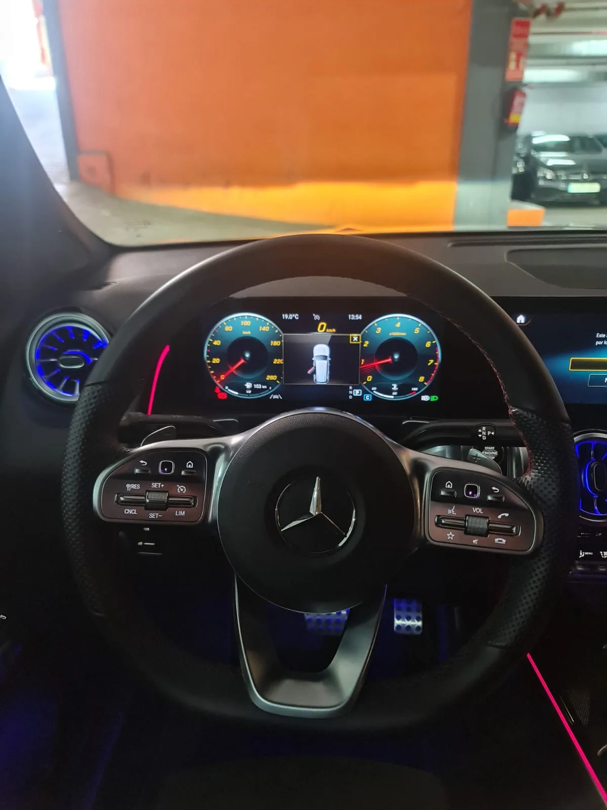 Mercedes-Benz GLB 200 - foto 8