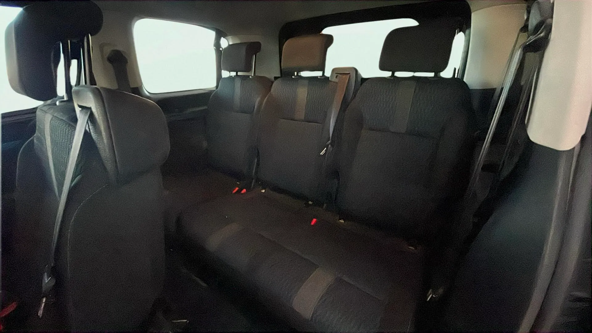 Peugeot Traveller Active BlueHDi Long - foto 15