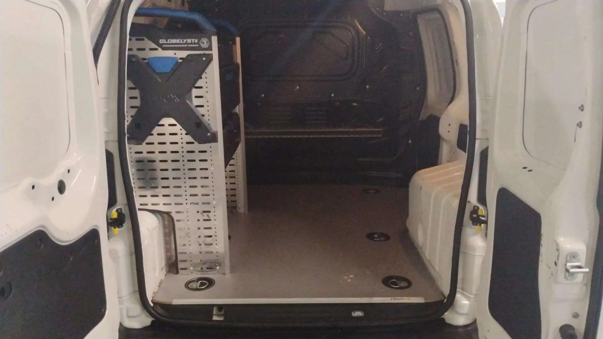 Fiat Fiorino Furgón - foto 11