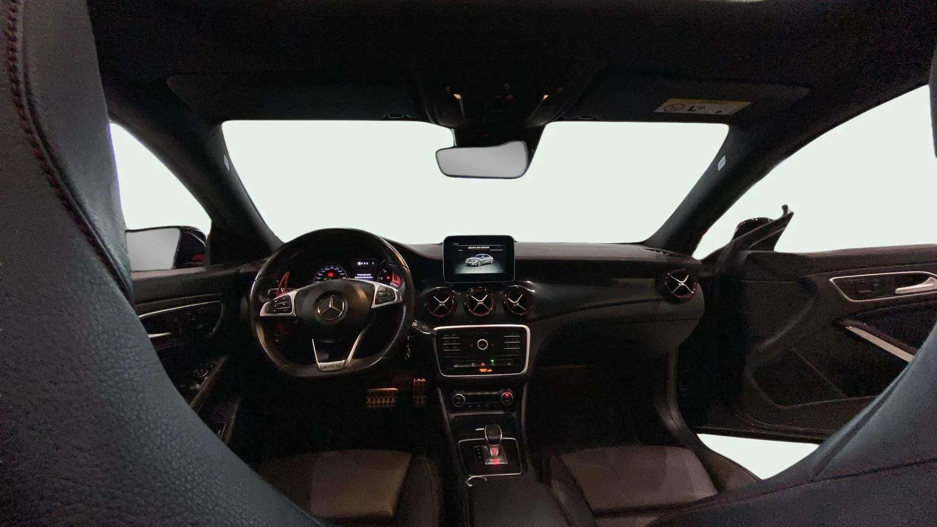 Mercedes-Benz CLA 45 AMG 4M Aut. - foto 12