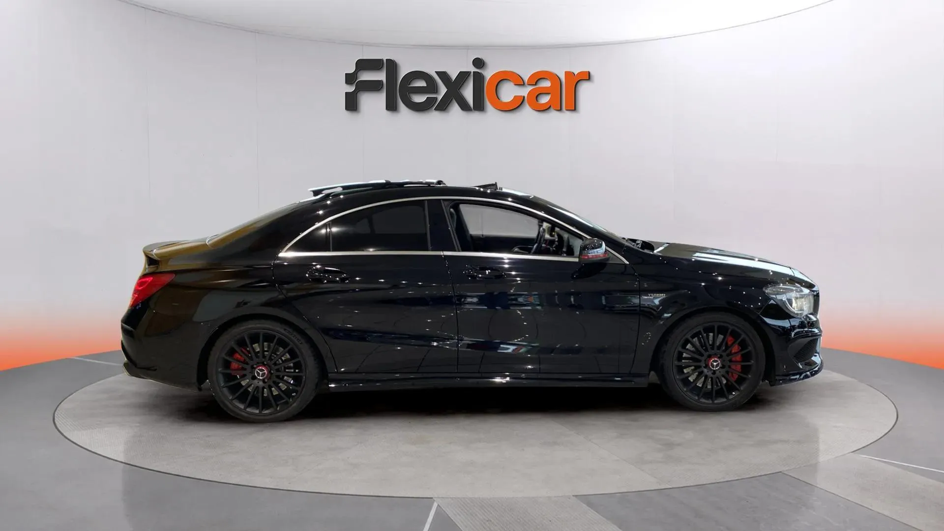 Mercedes-Benz CLA 45 AMG 4M Aut. - foto 2