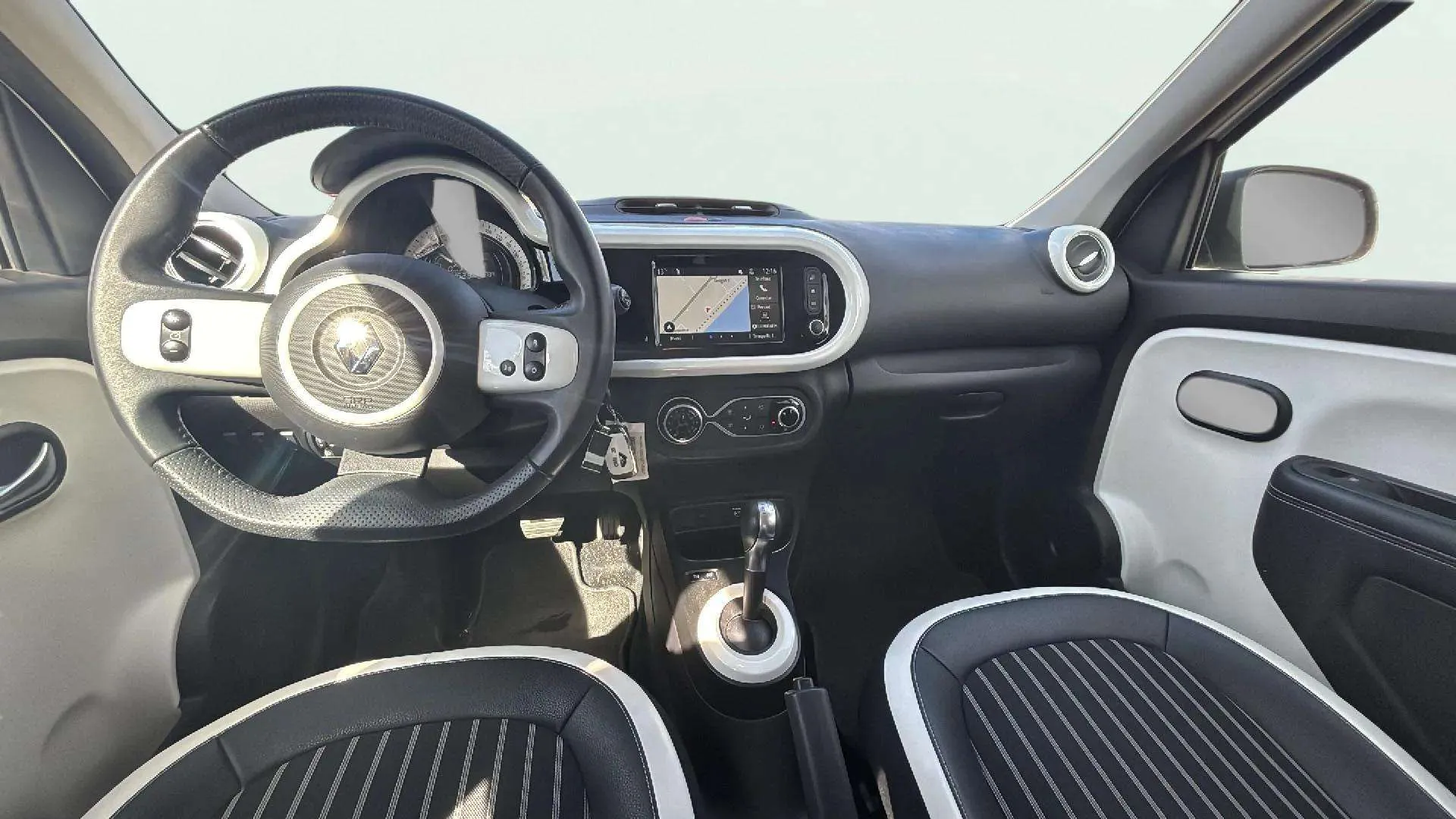 Renault Twingo Zen R80 batería 20kWh - foto 8