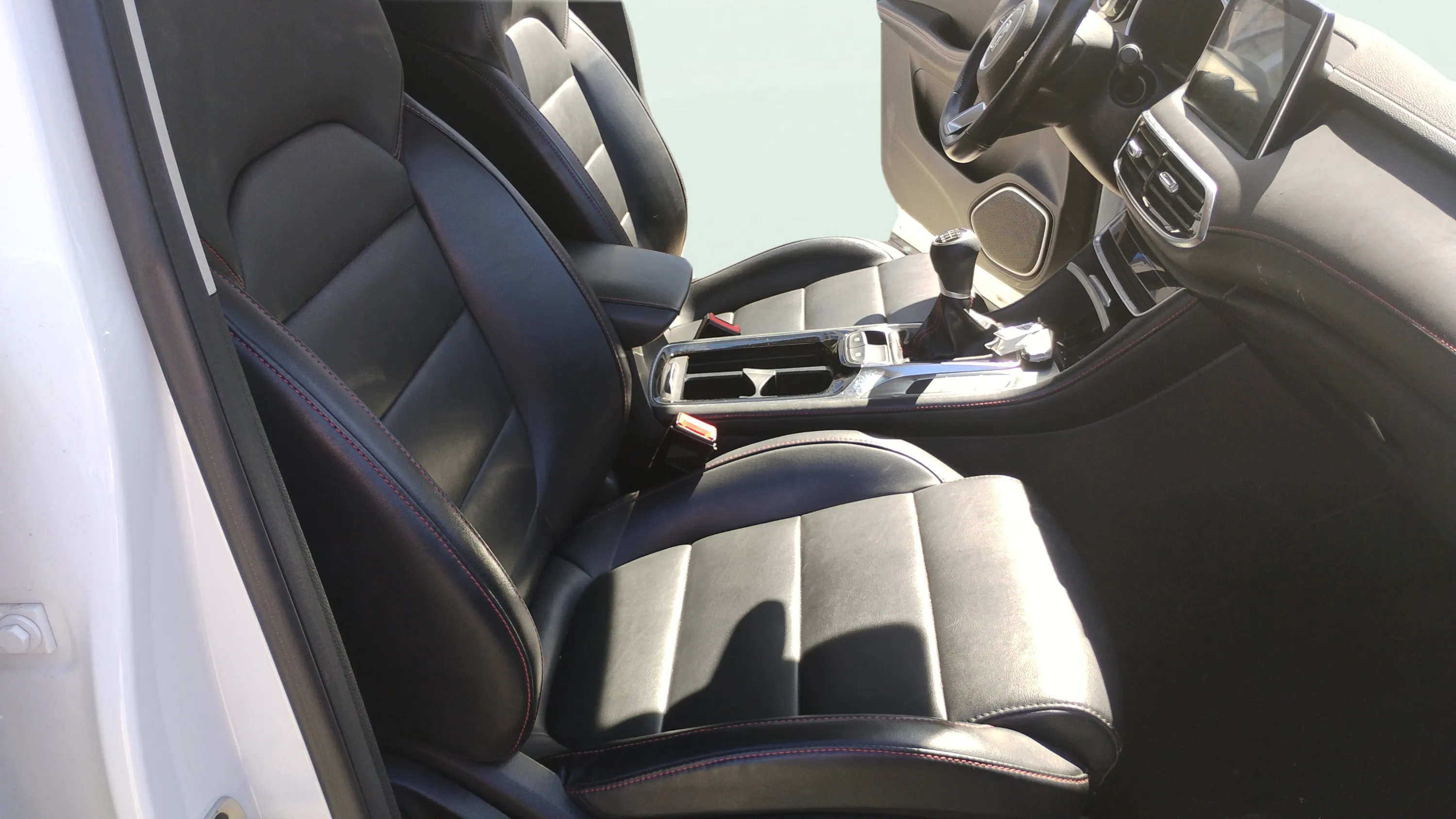 MG HS 1.5 Turbo GDI Comfort - foto 11